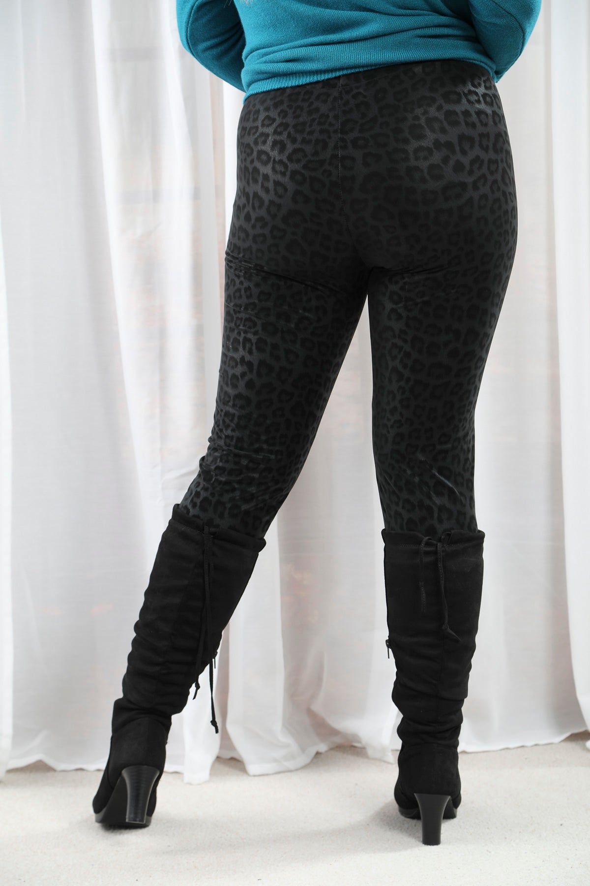 Laney Black Leopard Print High-Waisted Yoga Pants - Women's Stretchy Workout Leggings for Gym, Running & Lounge Wear