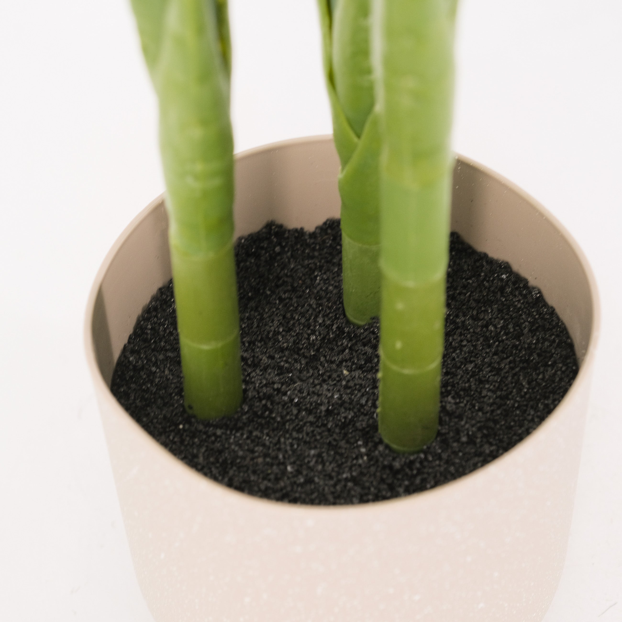 60cm Artificial Philodendron Plant - Lifelike Faux Greenery for Home Decor, Office, Living Room & Indoor Spaces - Perfect for Shelves, Desks & Tabletop Displays