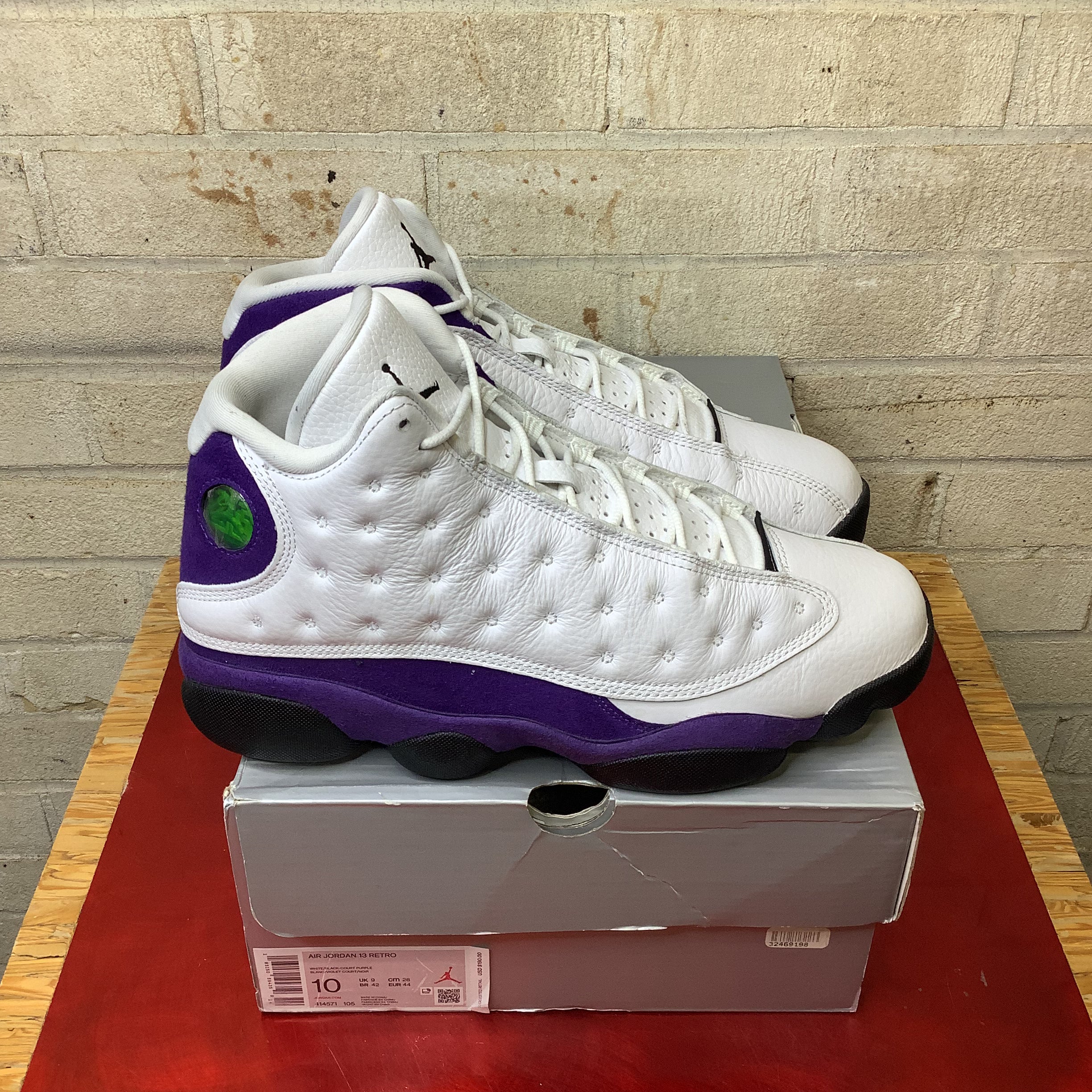 AIR JORDAN 13 Retro Lakers Purple Gold Men's Basketball Shoes Size 10 - Authentic Sneakers for NBA Fans & Streetwear Fashion | Perfect for Basketball Games, Sneaker Collecting & Casual Wear