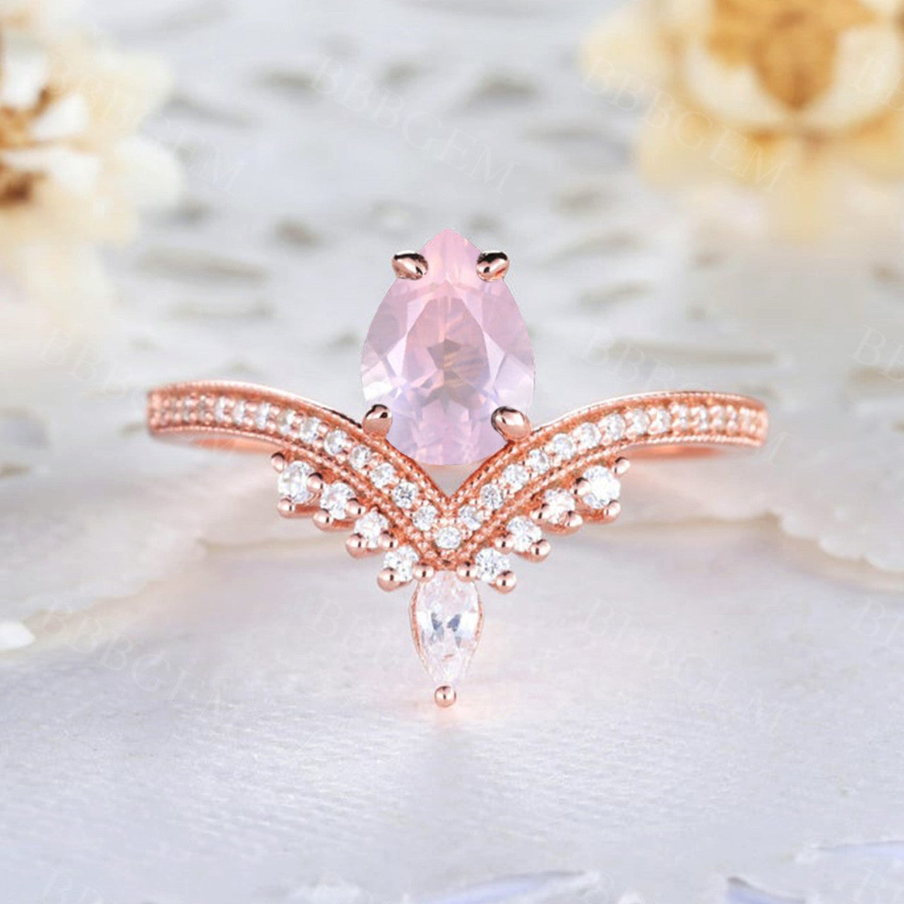 Vintage Pear Cut Rose Quartz Engagement Ring with Moissanite Accents - Elegant Wedding Band for Brides, Promise Rings & Anniversary Gifts | Perfect for Proposals, Vow Renewals & Special Occasions