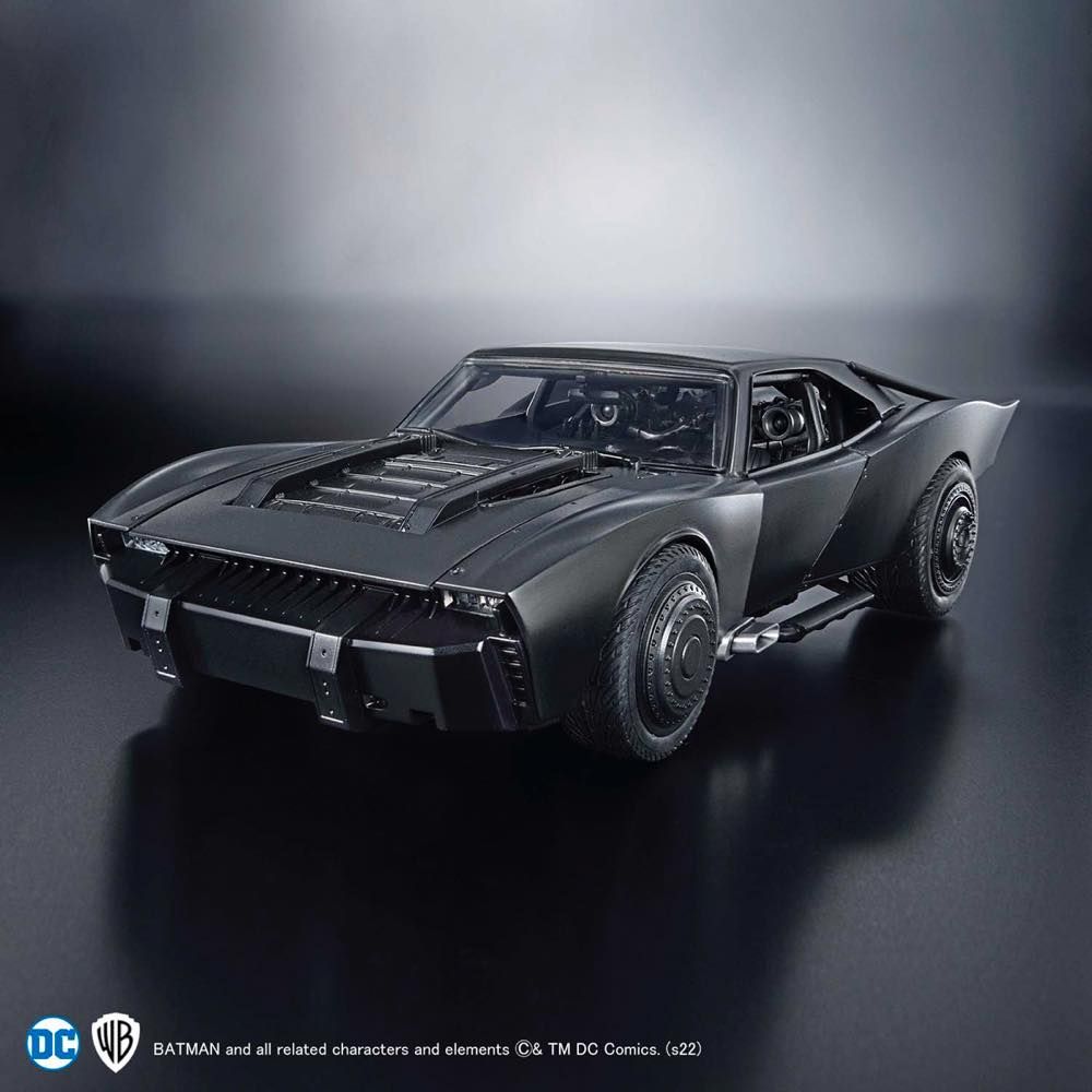 Bandai 1/35 The Batman 2022 Batmobile Model Kit [The Batman Version] - Collectible Movie Car Model for Display & Gifts