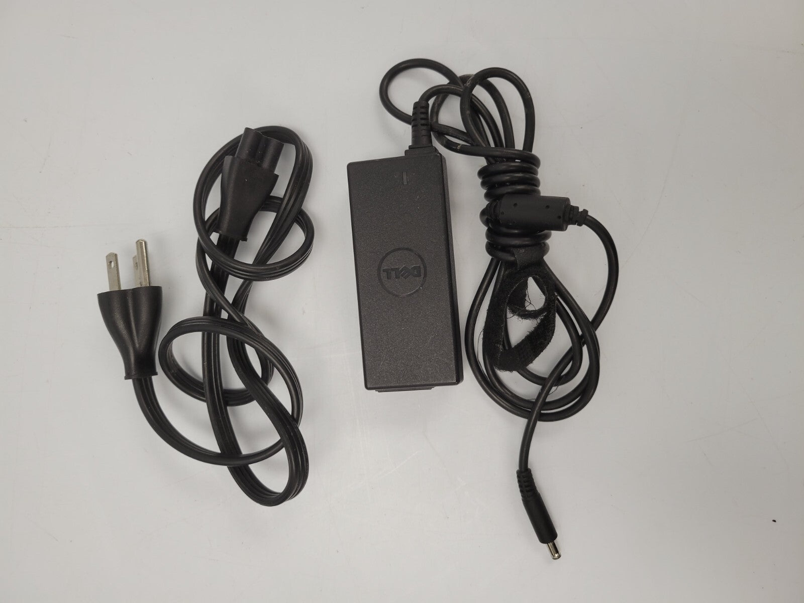 Dell P90F Laptop - High Performance Business Notebook with Fast Processor, Long Battery Life - Perfect for Remote Work, Online Classes & Business Travel