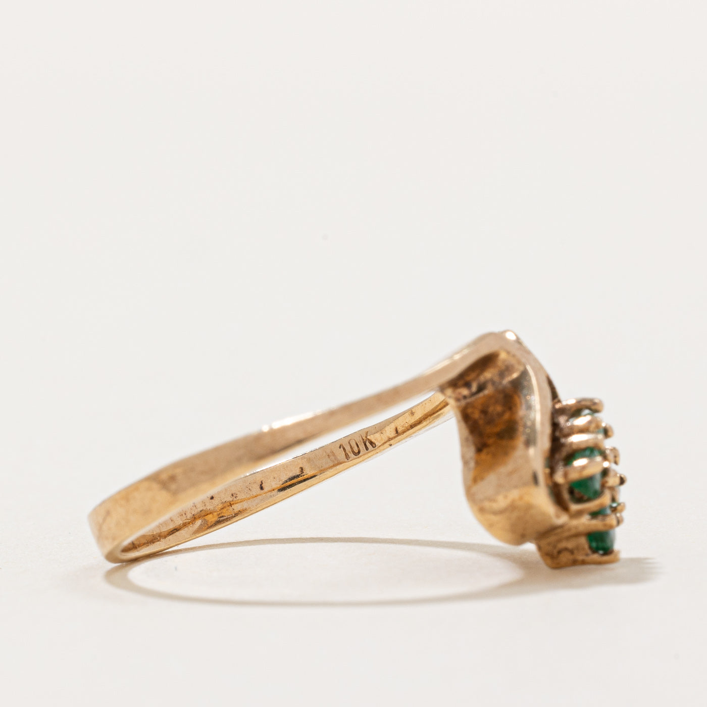 Exquisite 0.08ctw Emerald Ring in Sterling Silver - Size 6.5 - Elegant Birthstone Jewelry for Women - Perfect Gift for Anniversary, Birthday & Special Occasions