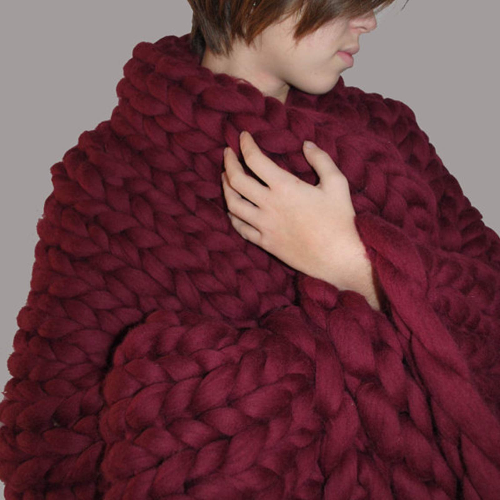 Chunky Hand-Woven Knitted Throw Blanket - Thick Soft Yarn Blanket for Sofa, Bed, Couch - Cozy Home Decor Gift for Women, Pet Bed Cover, Yoga Mat Companion - Perfect for Winter Nights, Movie Time & Relaxation