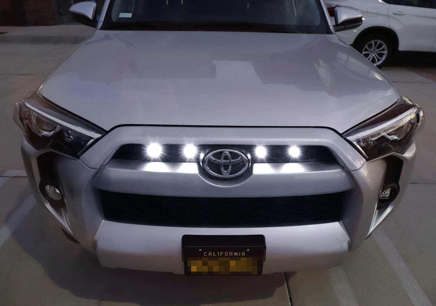 Xenon White 12 LED Surface Flush Mount Strobe Flash Side Marker Lights Kit - Perfect for Trucks, Trailers & Emergency Vehicles