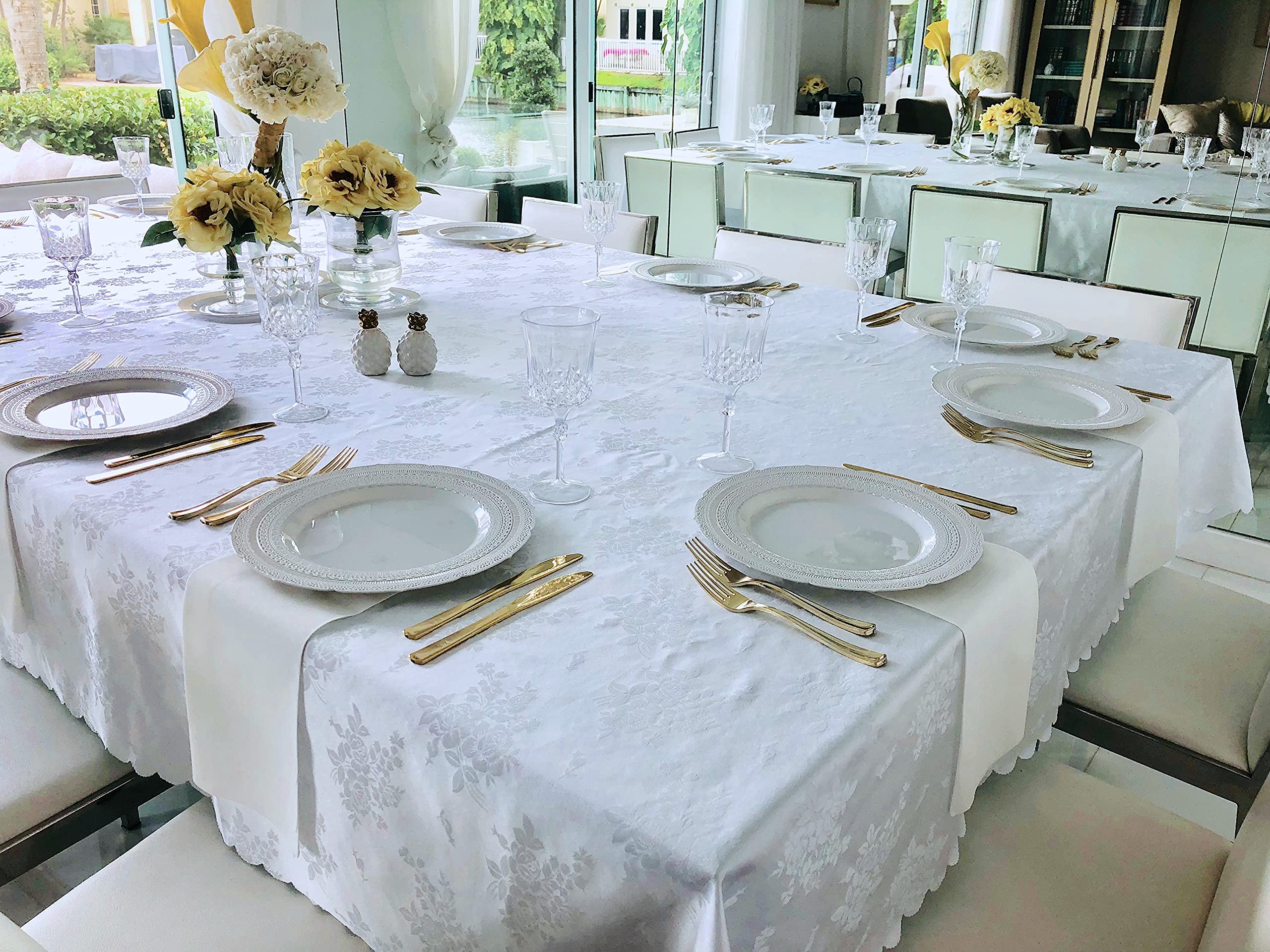 360-Piece Heavyweight Vintage Disposable Plastic Plate Set with Silverware (60 Guest) - Elegant Light Gray Chateau Design & Double Silver Forks for Weddings, Parties, and Special Events