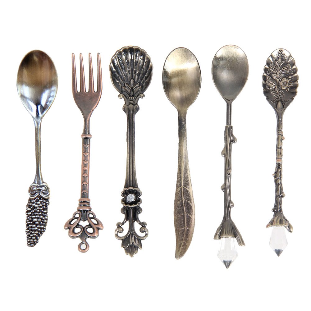 Vintage Style Metal Carved Dessert Spoons Set of 6 - Elegant Coffee & Teaspoon for Kitchen, Dining, Bar - Perfect for Afternoon Tea, Dessert Parties & Home Entertaining