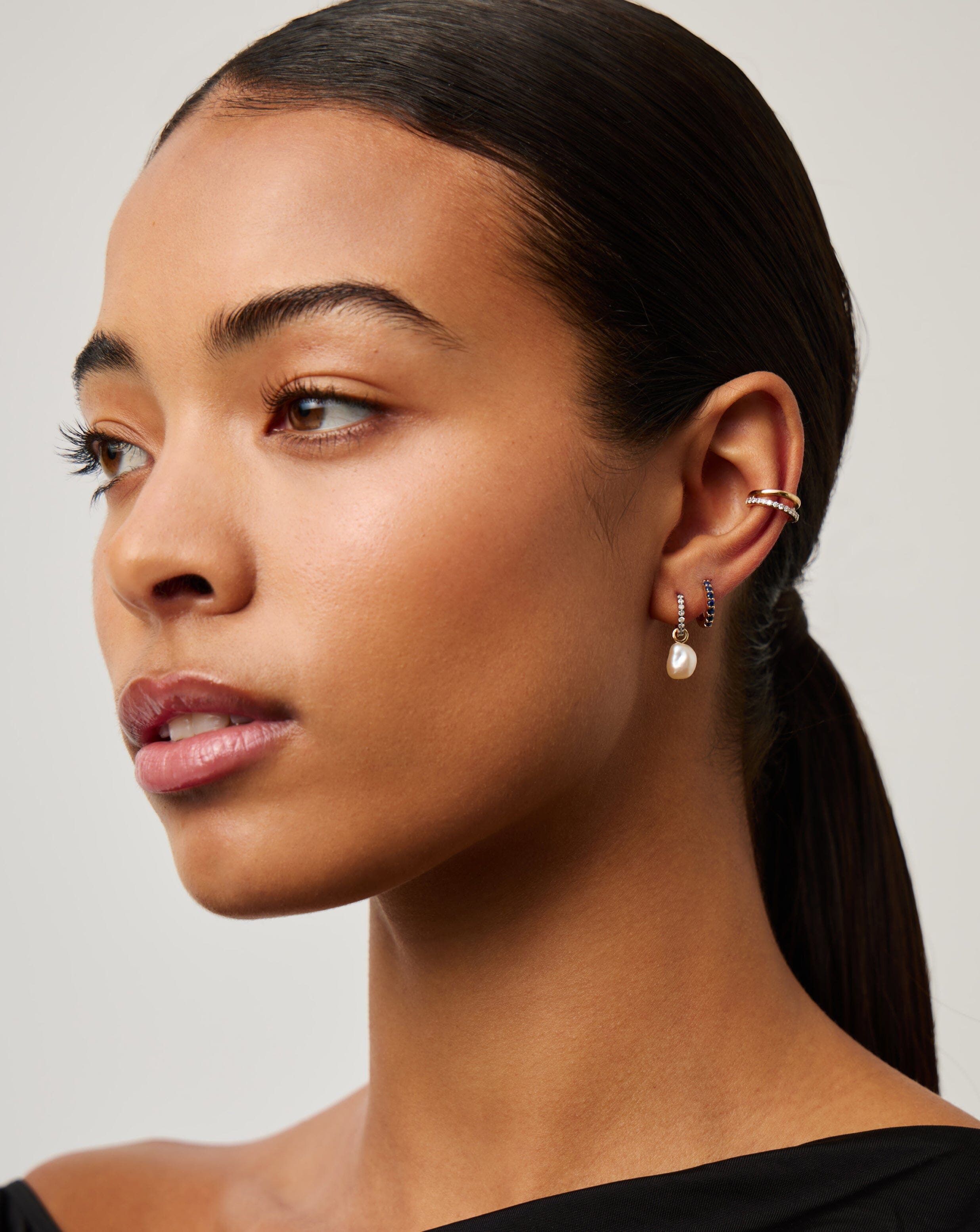 Exquisite Sapphire Huggie Earrings for Women – Dainty & Elegant Hoop Earrings for Daily Wear, Gift Giving & Special Occasions