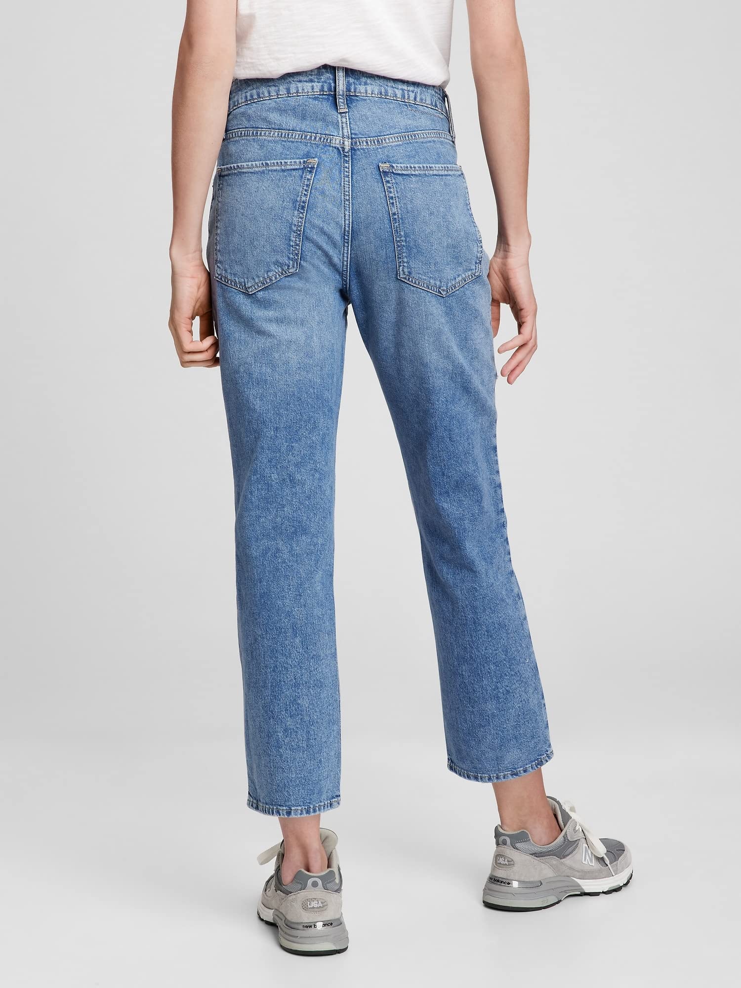 GAP Women's Slim Fit Boyfriend Denim Jeans - High Waisted Stretch Comfort for Casual Wear & Everyday Outfits