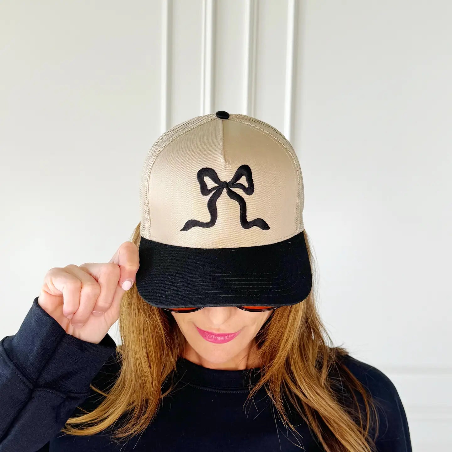 Black Bow Trucker Hat for Women - Stylish Adjustable Baseball Cap with Mesh Back - Perfect for Outdoor Activities, Sports, and Casual Wear