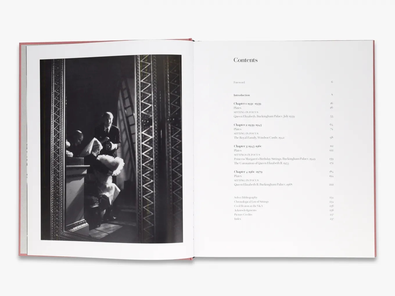 Cecil Beaton: The Royal Portraits Book | Victoria and Albert Museum Collection | Royal Photography & British Monarchy History | Perfect for Art Lovers & History Enthusiasts