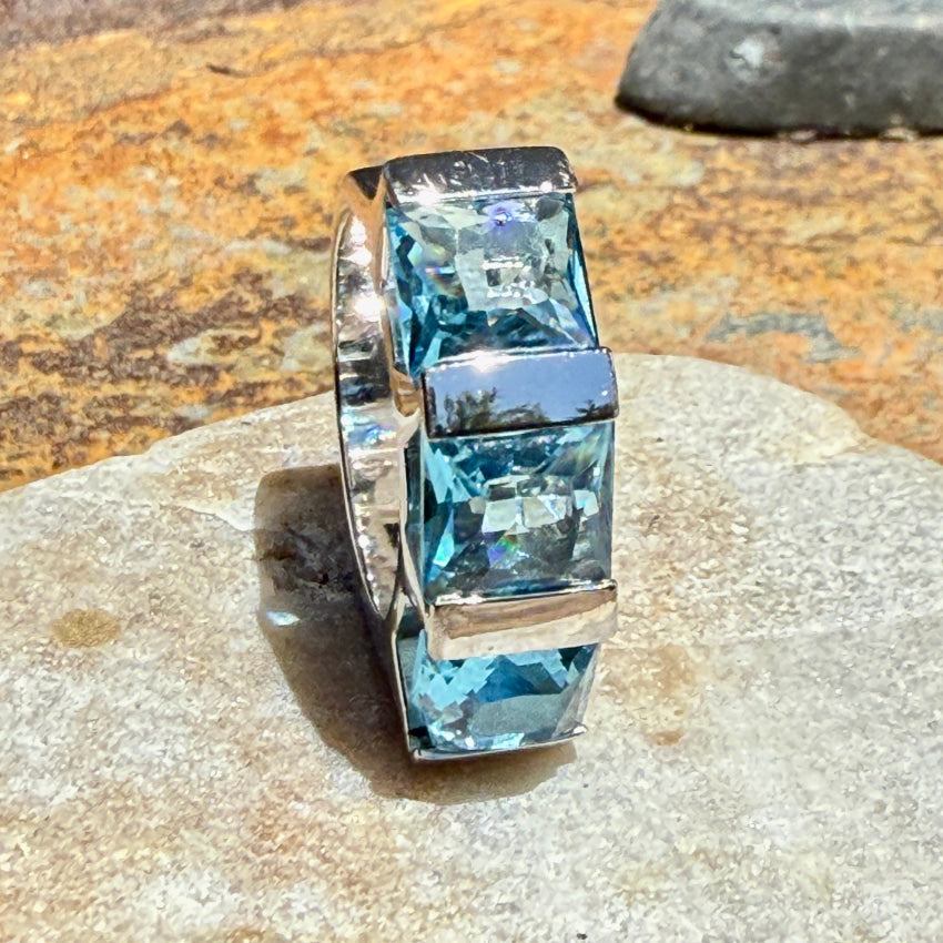 925 Sterling Silver Ring with Large Blue Cubic Zirconia - Size 7.5 | Elegant Jewelry for Women, Perfect for Weddings, Anniversaries & Special Occasions