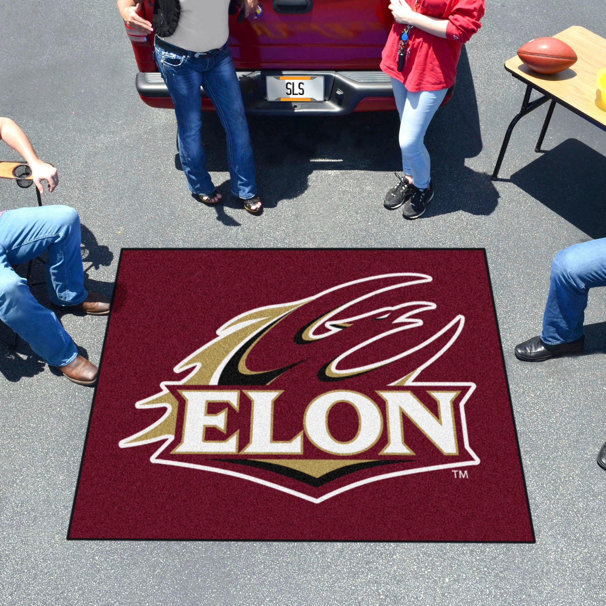 FANMATS NCAA Officially Licensed Tailgater Mat - Durable Outdoor Game Day Rug for Football, Basketball & Tailgate Parties - Perfect for College Sports Fans & Home Decor