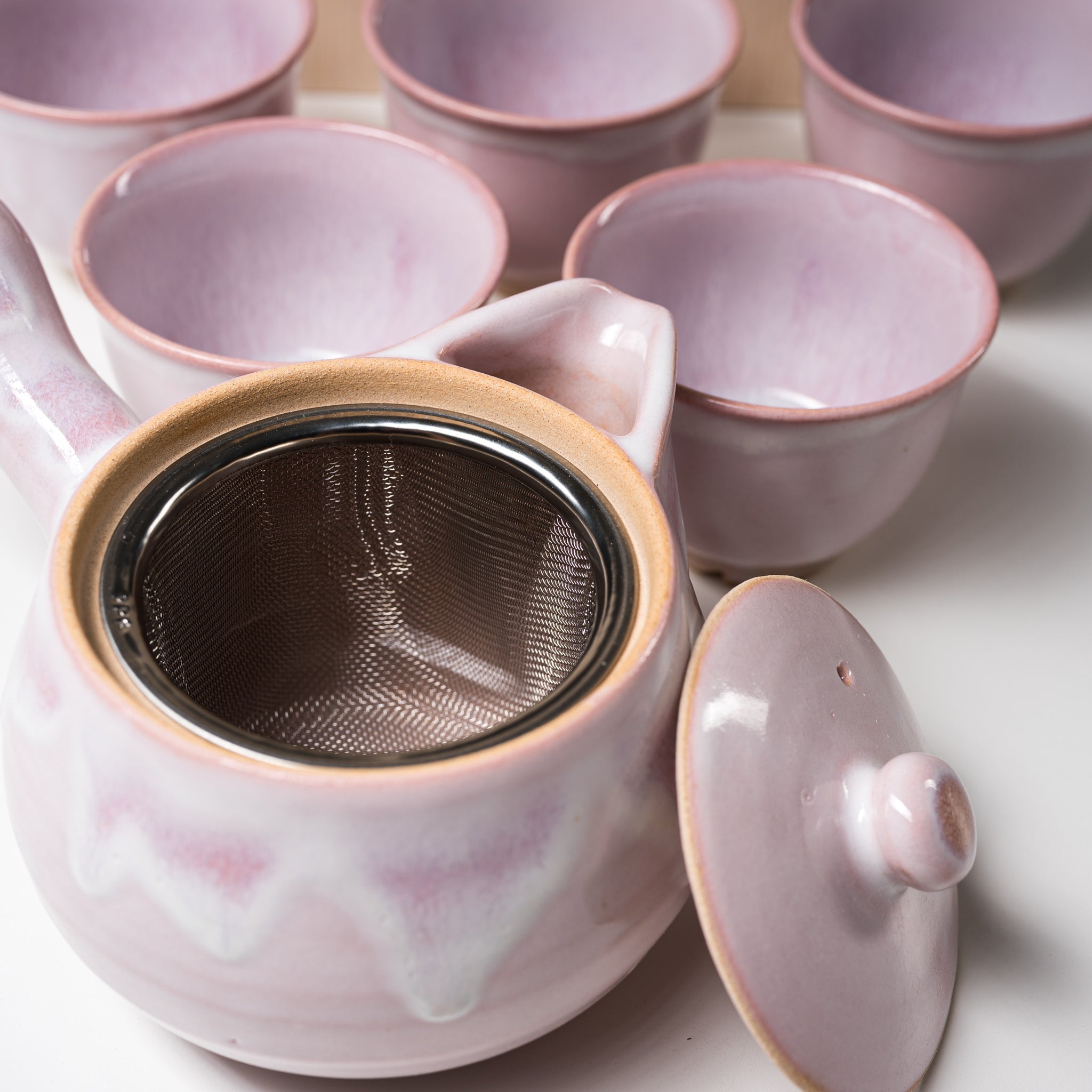 Premium Tenryu Kiln Hagi Ware Japanese Tea Set with Wooden Box - Milky Pink Ceramic for Matcha & Sencha - Perfect for Traditional Tea Ceremonies & Home Decor