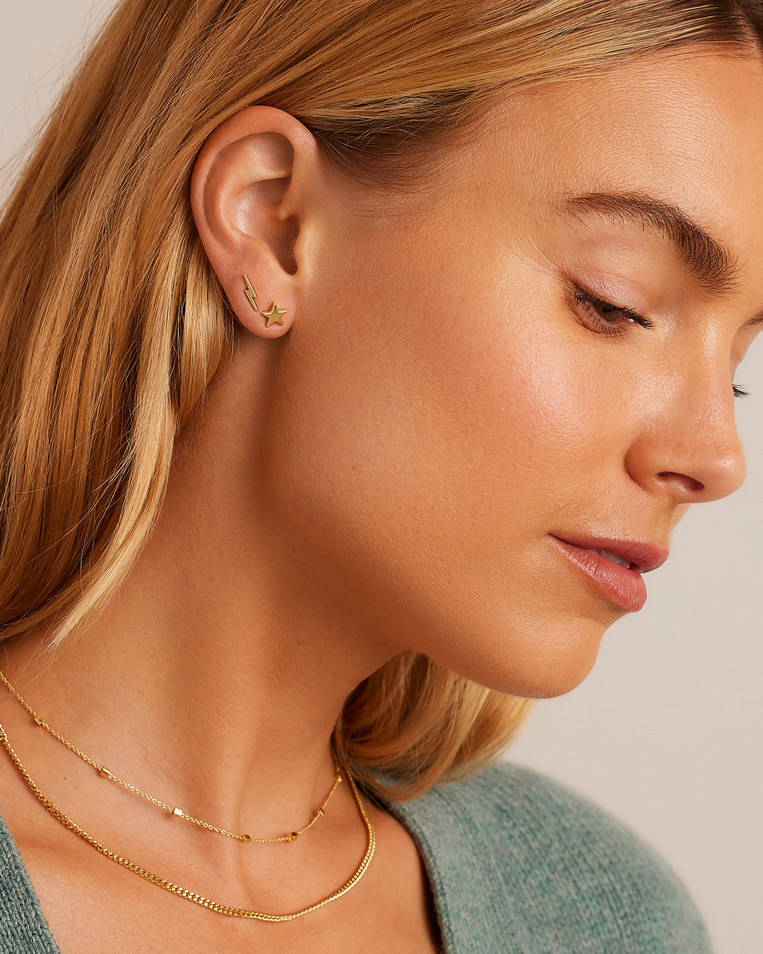Star Single Stud Earrings for Women - Hypoallergenic Stainless Steel Earrings - Minimalist Stud Earrings for Everyday Wear, Work, and Special Occasions