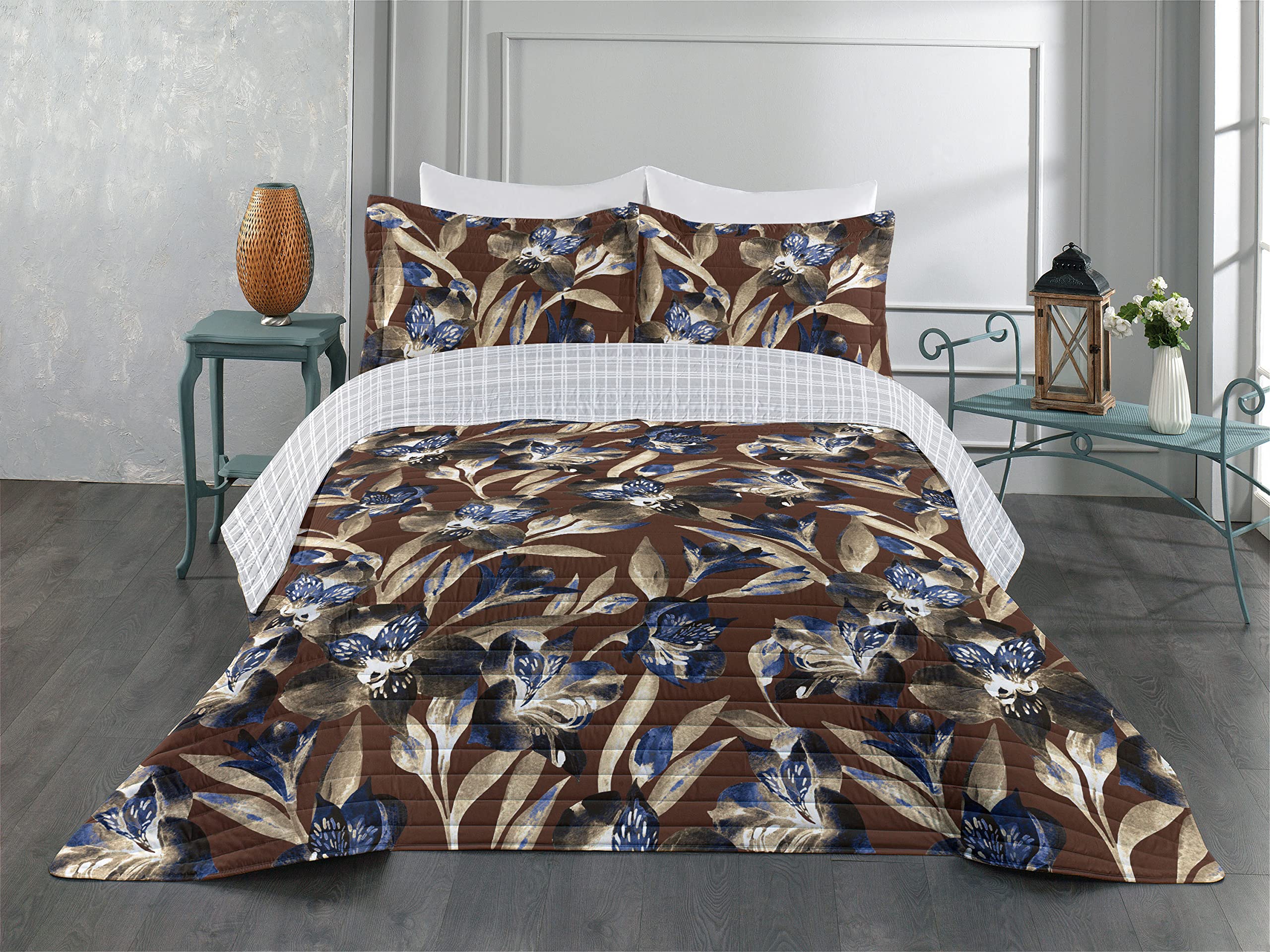Ambesonne Reversible Queen Size Bedspread Set - Tropical Jungle Butterfly Design, Microfiber Comforter & Pillow Shams in Umber Sepia | Perfect for Spring Bedroom Decor, Guest Room Makeover & Boho Chic Home Styling