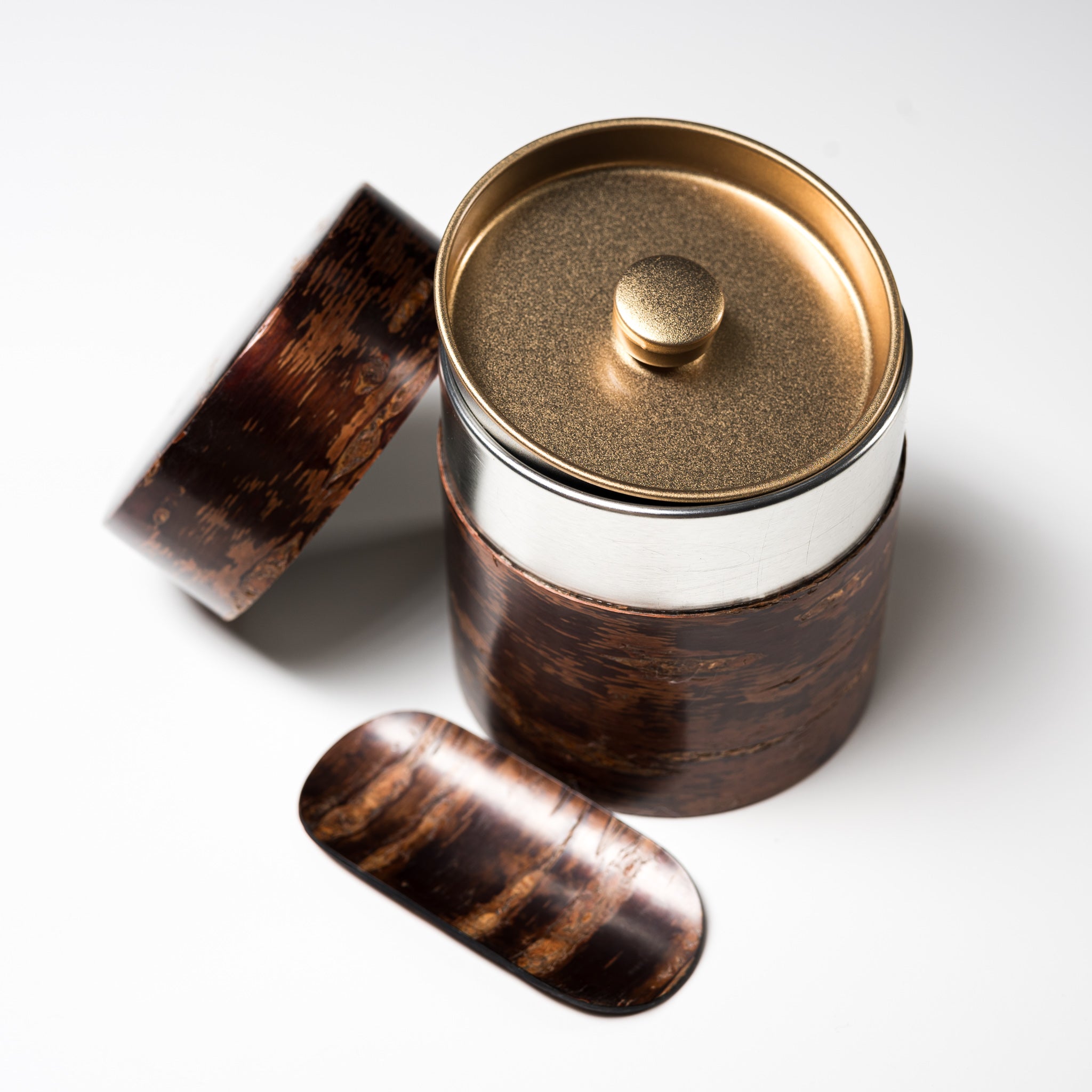 Premium Tomioka Cherry Bark Tea Caddy Gift Set - Traditional Japanese Hiragata Style - 100g Birch Craft - Perfect for Tea Ceremonies, Home Decor & Unique Gifts