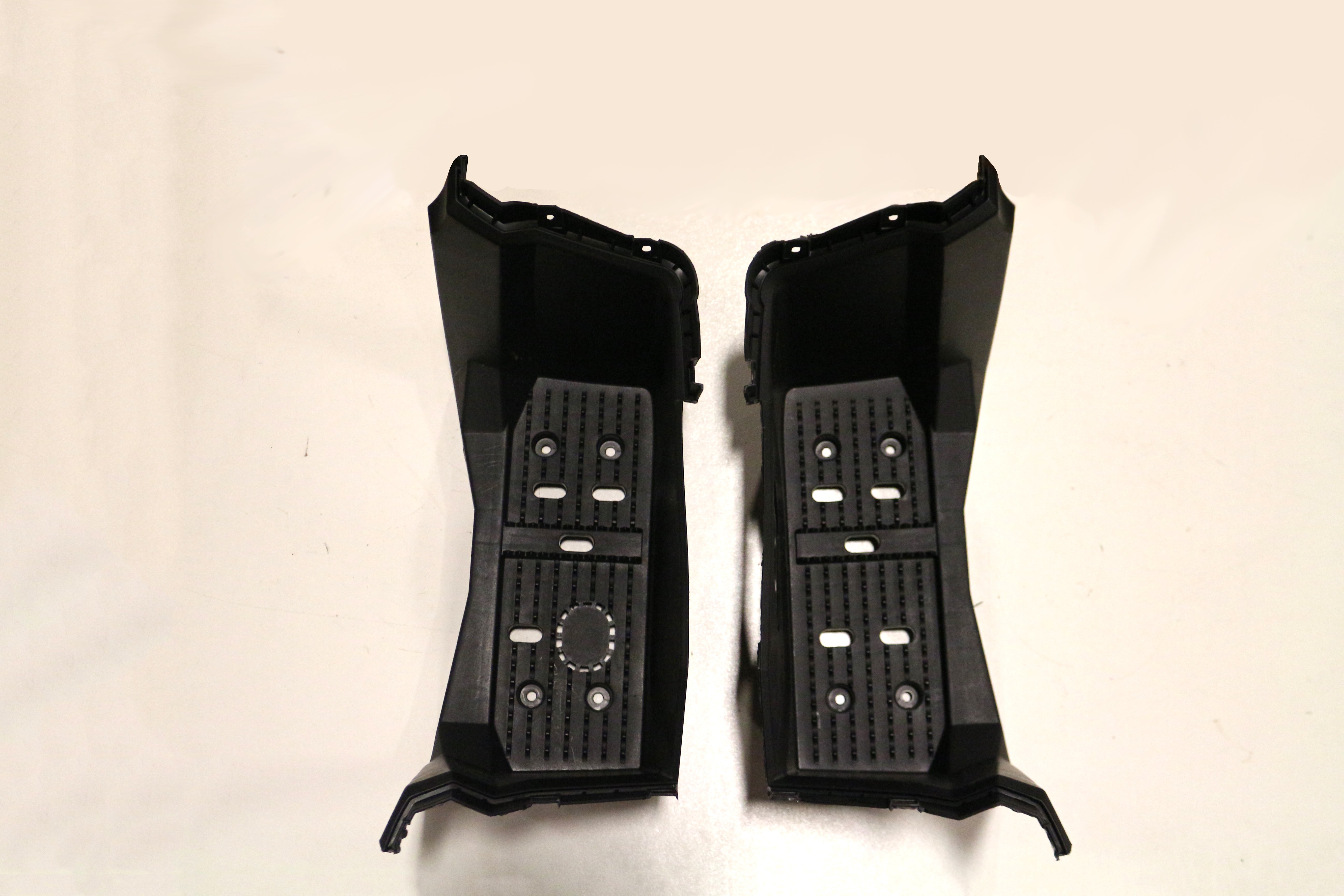 Blazer 125H Foot Rest Set - Adjustable Footrest for Office Chairs & Gaming - Ergonomic Support for Home & Office Workspaces