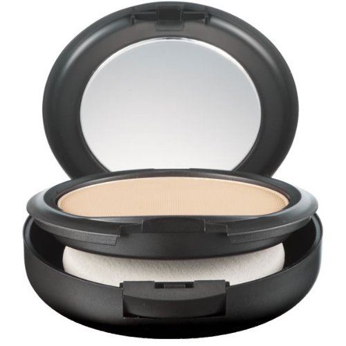 MAC Studio Fix Powder Plus Foundation NC20 - Matte Finish, Oil-Control, Long-Lasting Coverage | Perfect for Everyday Wear & Professional Makeup