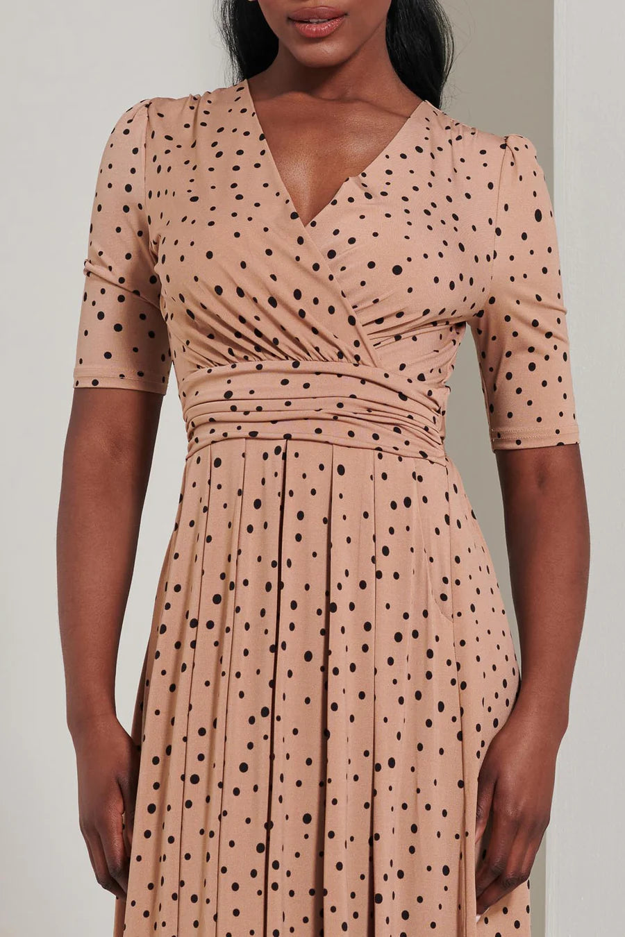 Stylish Half Sleeve Jersey Maxi Dress with Spot Print - Perfect for Summer Outings, Beach Vacations & Casual Wear
