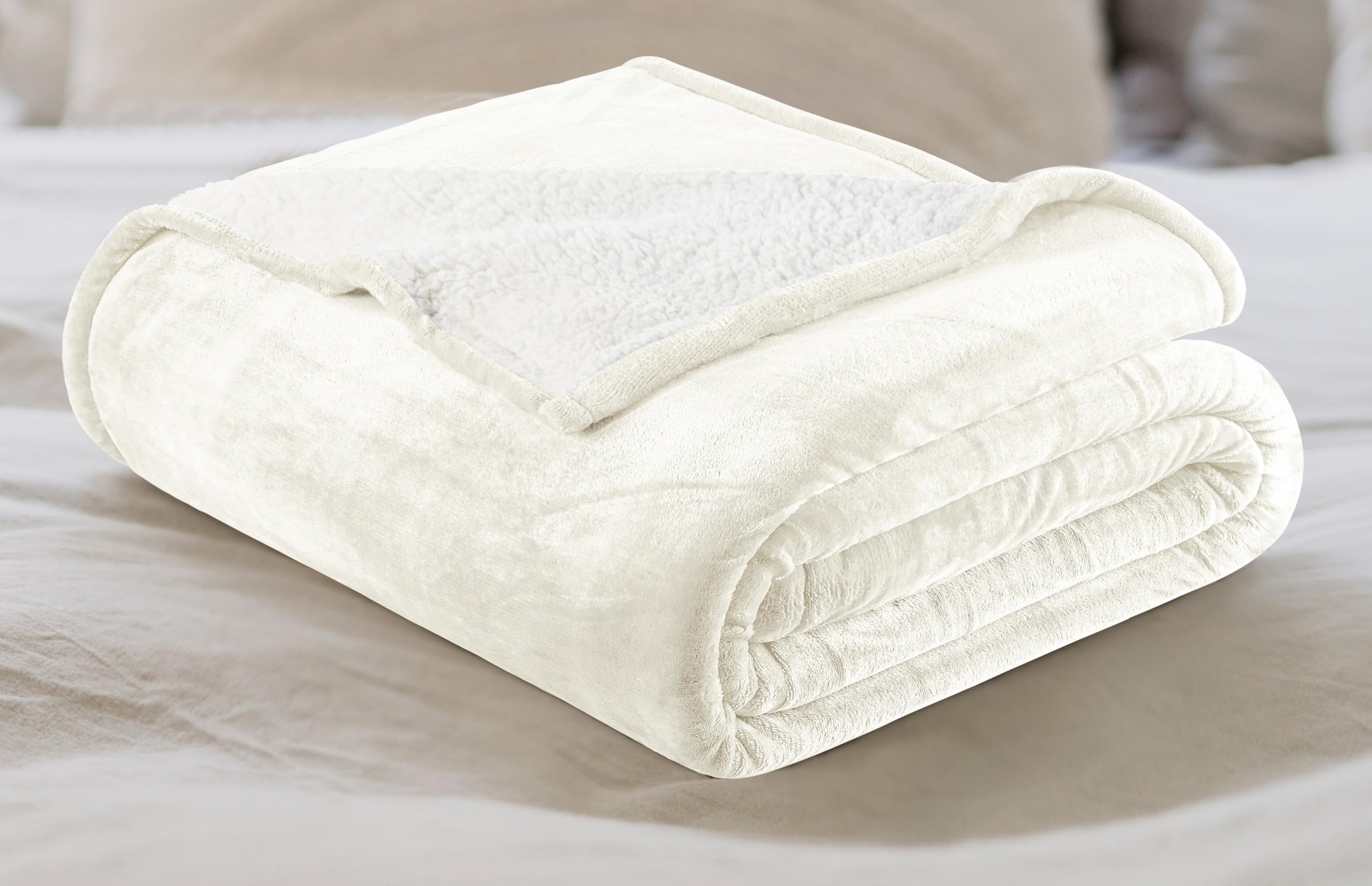 Utopia Bedding Sherpa Blanket Full Size (Ivory, 90x84 Inches) - Ultra Soft Lightweight Reversible Fleece Throw Blanket for Bed, Sofa, Camping & Travel - Cozy Warm Plush Blanket for Winter Nights, Movie Time & Home Decor