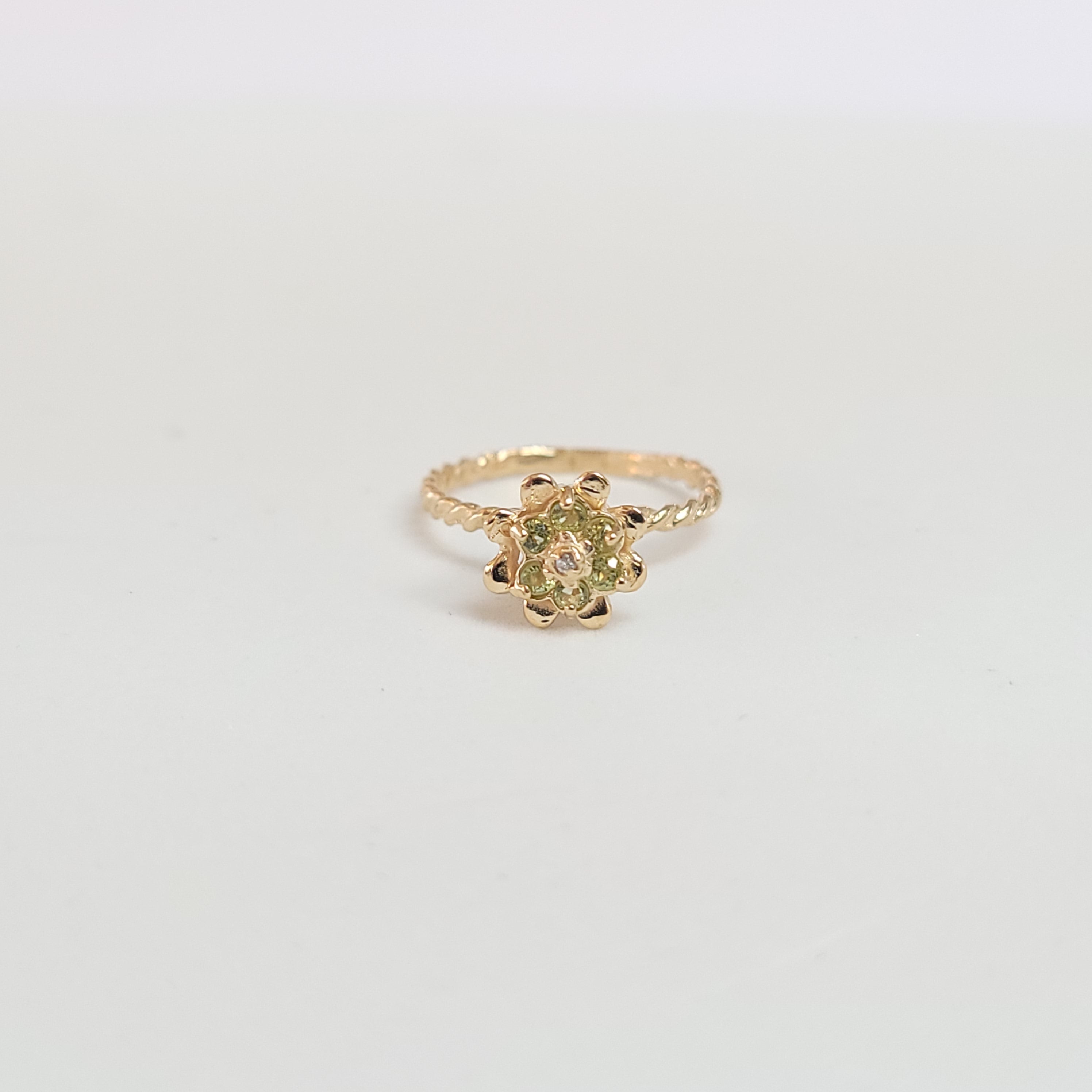 14K Yellow Gold Peridot Tulip Flower Ring for Women - Elegant Bohemian Jewelry for Weddings, Parties & Everyday Wear