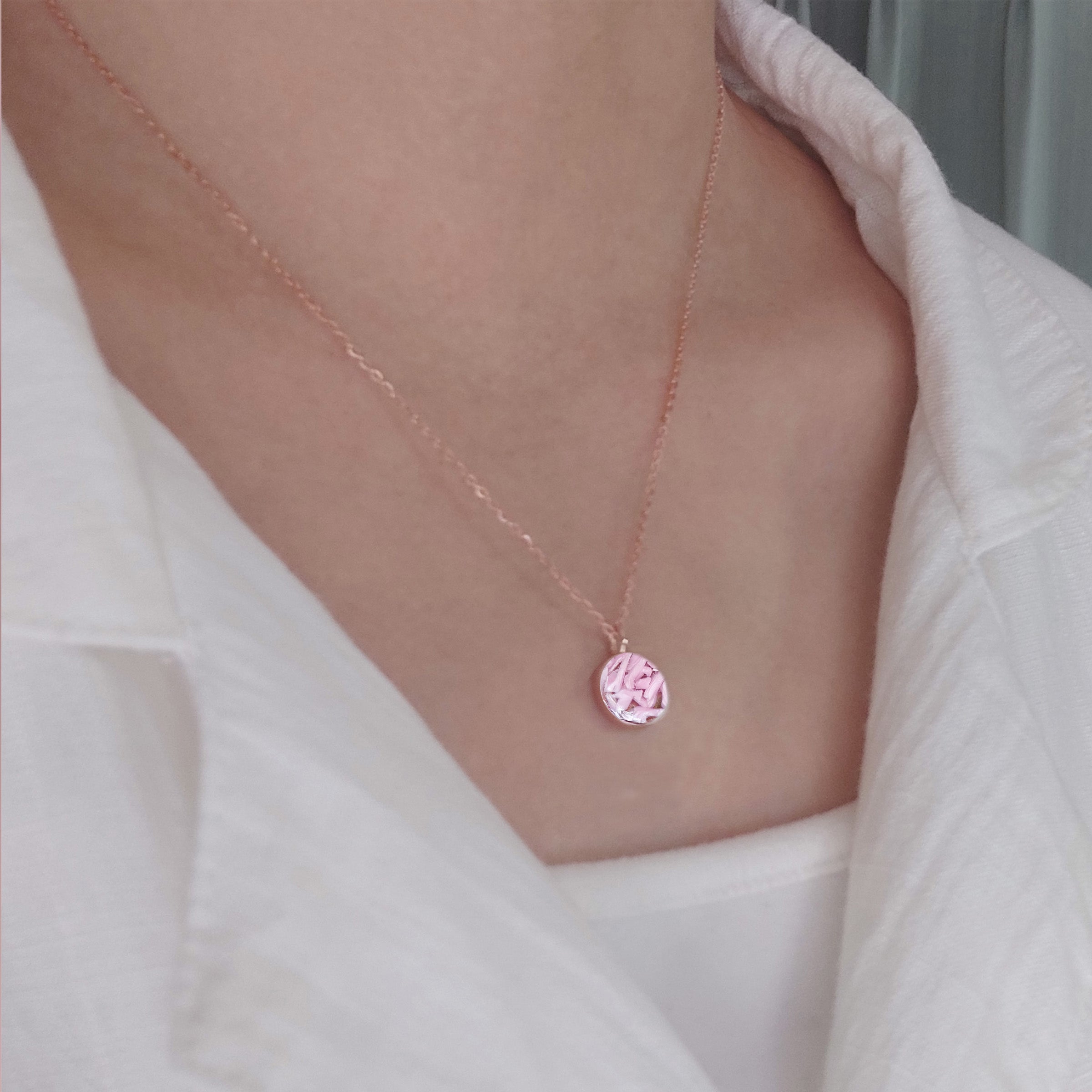 Life Circle Pregnancy Test Cap Necklace - Unique Keepsake Jewelry for Baby Announcement & Gender Reveal - Perfect for Expecting Moms & Pregnancy Announcement Gifts