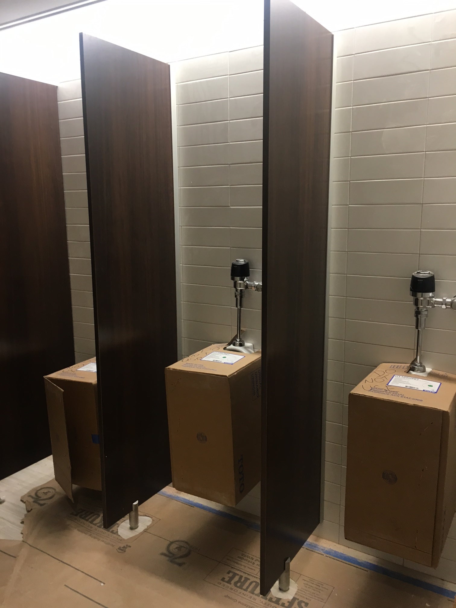 Privada Premium Toilet Cubicles - Durable & Stylish Bathroom Partitions for Commercial & Residential Use