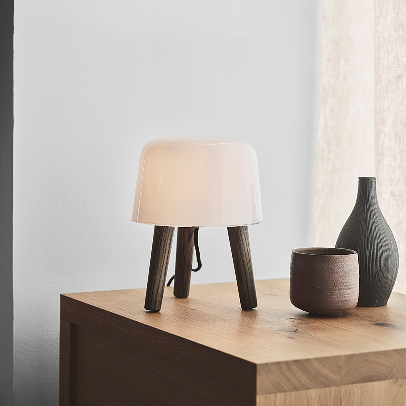 Modern LED Milk Table Lamp - Soft White Night Light for Bedroom, Nursery, Living Room - Stylish & Energy-Efficient Home Decor Lighting