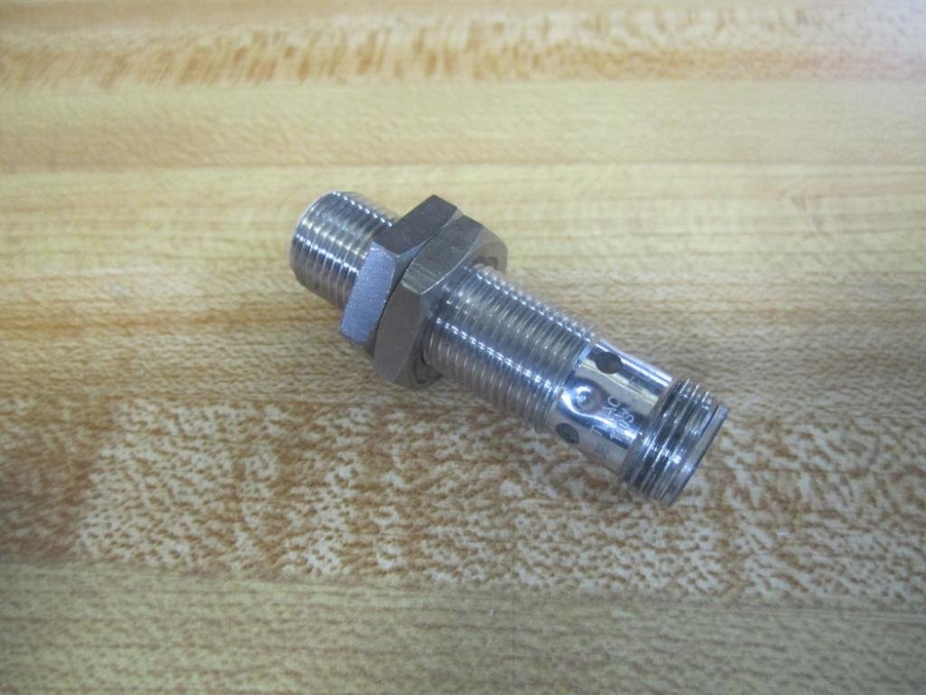 IFC204 Inductive Proximity Sensor 4mm Sensing Range 30VDC 10mA - Perfect for Industrial Automation, CNC Machines, and Conveyor Systems