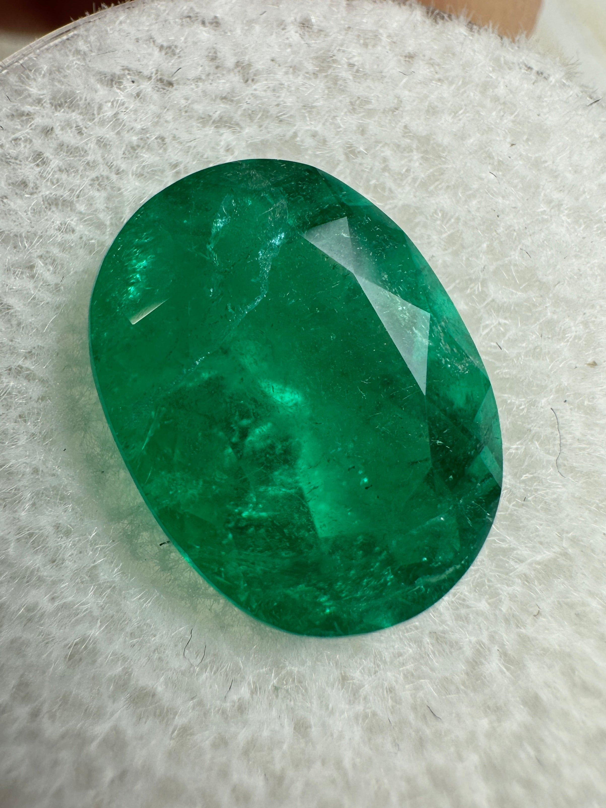 5.07 Carat Certified 13x10mm Vivid Muzo Green Natural Loose Colombian Emerald Oval Cut Gemstone for Jewelry Making, Engagement Rings & Luxury Gifts