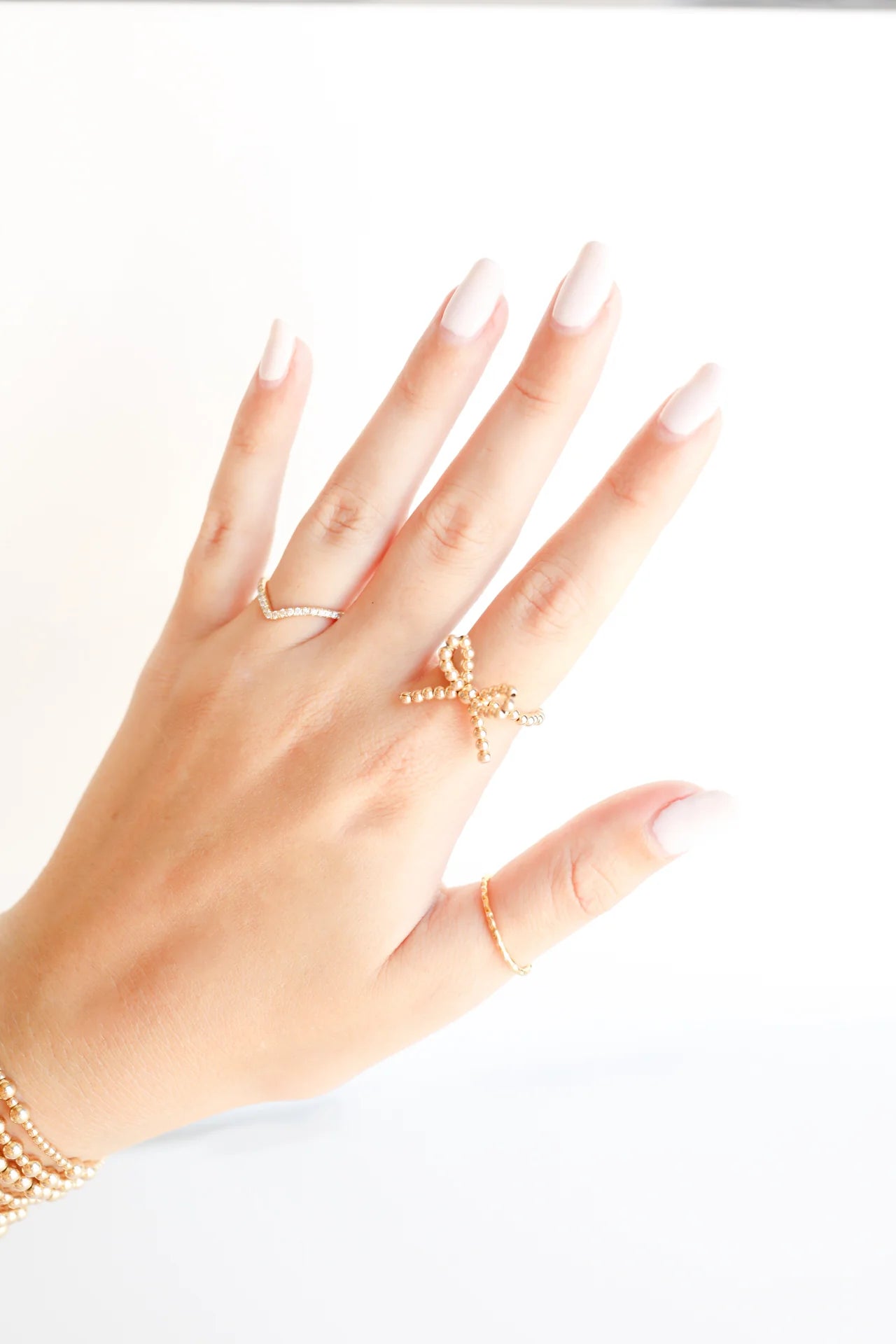 Elegant Gold Bow Beaded Ring for Women - Dainty Jewelry Gift for Bridesmaids, Valentine's Day & Special Occasions - Perfect for Weddings, Parties & Everyday Wear