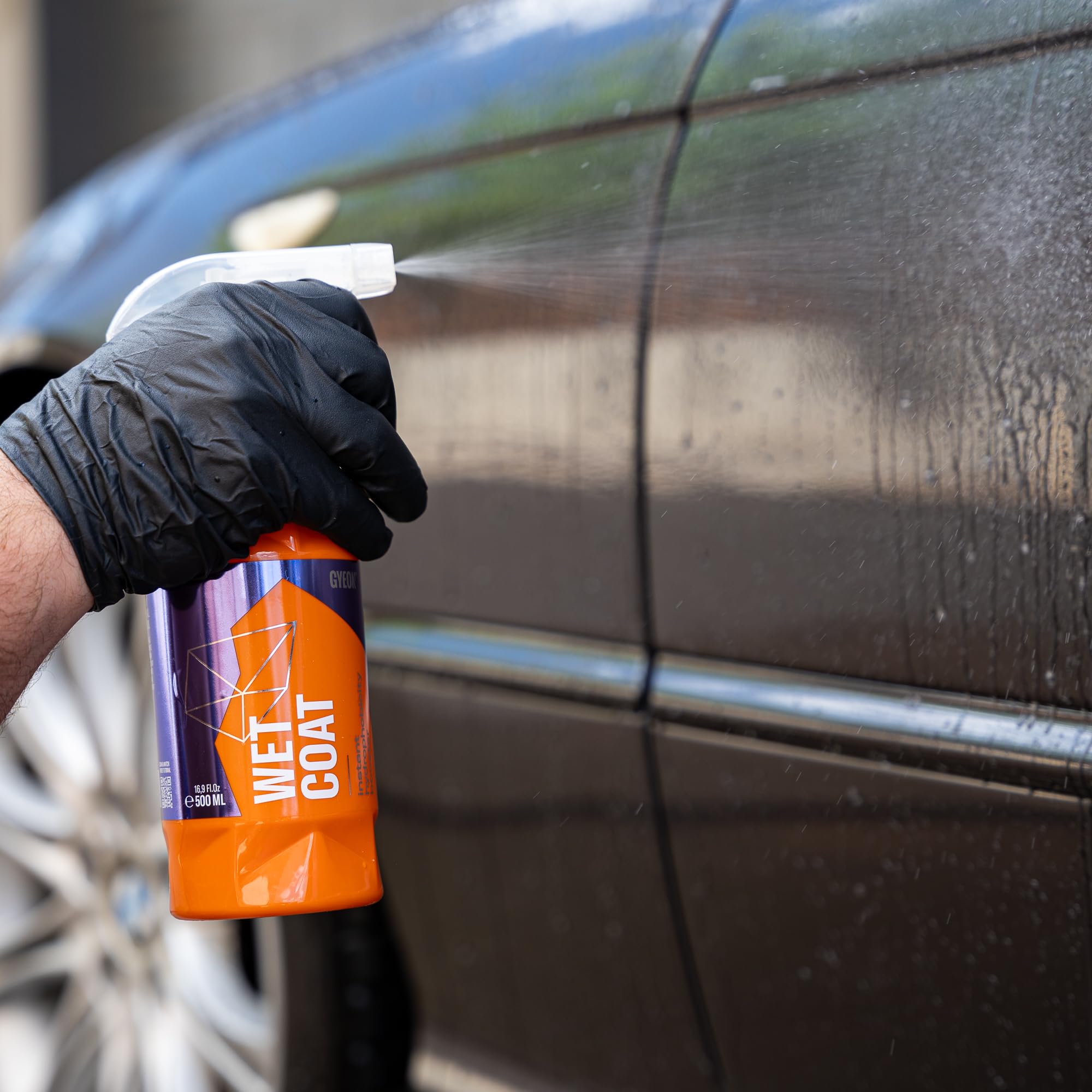 GYEON Wetcoat 4000ml - Hydrophobic Ceramic Spray Coating for Cars, Trucks & Motorcycles - High Gloss Protection for Paint, Wheels & Glass - Easy Spray On Rinse Off DIY Formula - Perfect for Rainy Weather & Long-Term Vehicle Shine