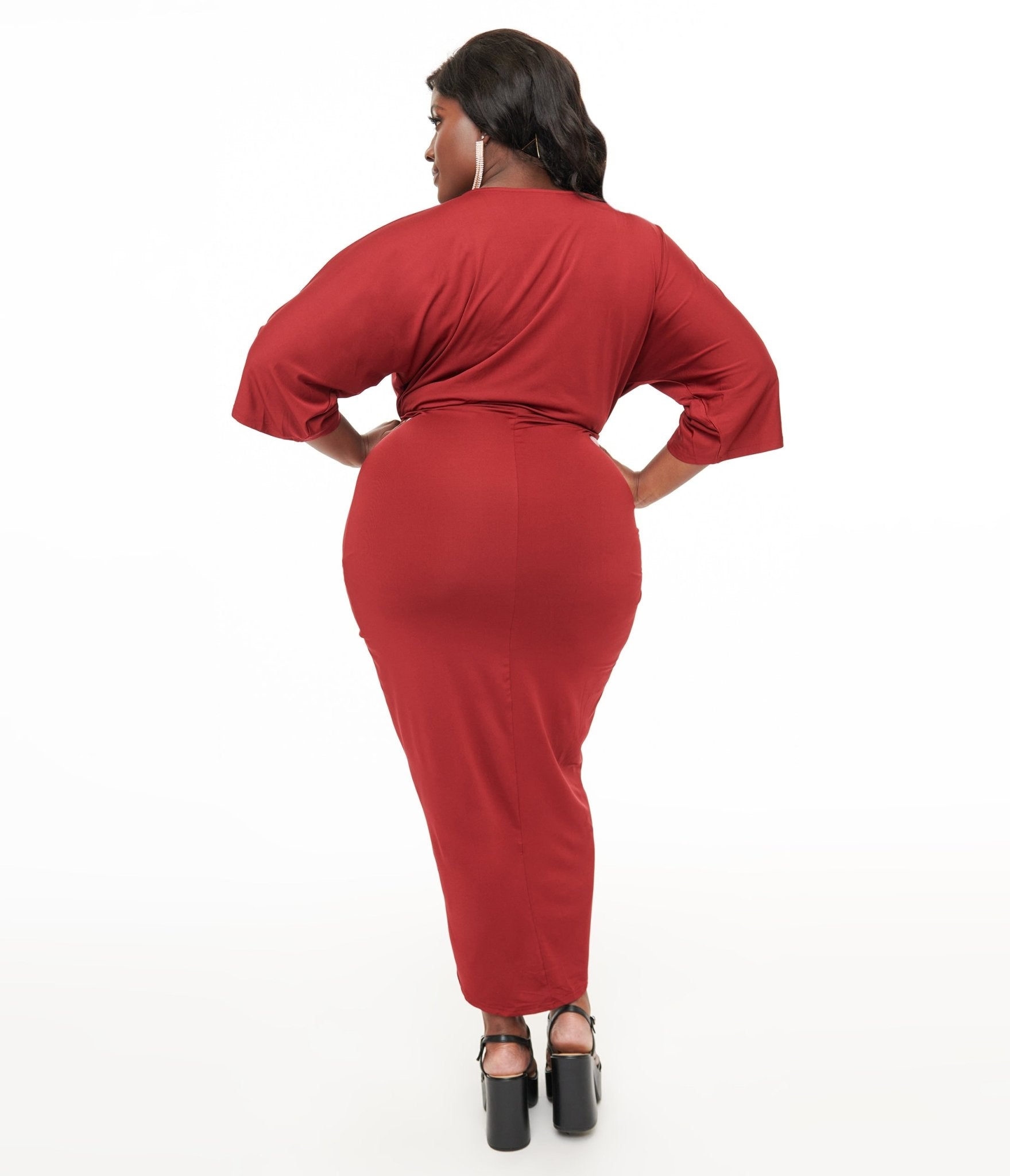 Plus Size Burgundy Ruched Wiggle Dress for Women - Elegant Bodycon Midi Dress for Curvy Figures | Perfect for Cocktail Parties, Date Nights & Special Occasions