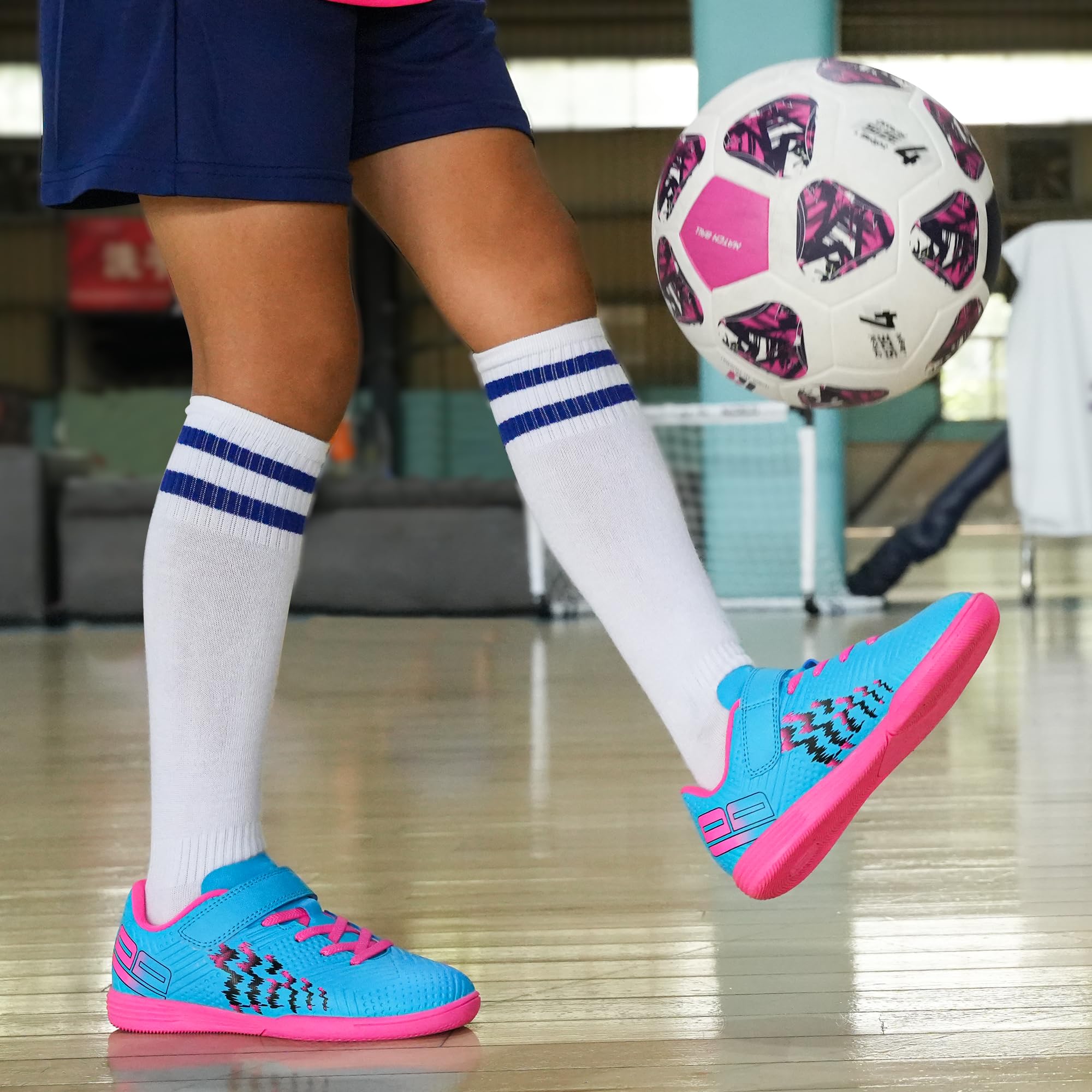 Brooman Kids Futsal Soccer Shoes - Indoor & Outdoor Soccer Cleats for Boys & Girls - Lightweight Football Sneakers for Training, Games & School Sports