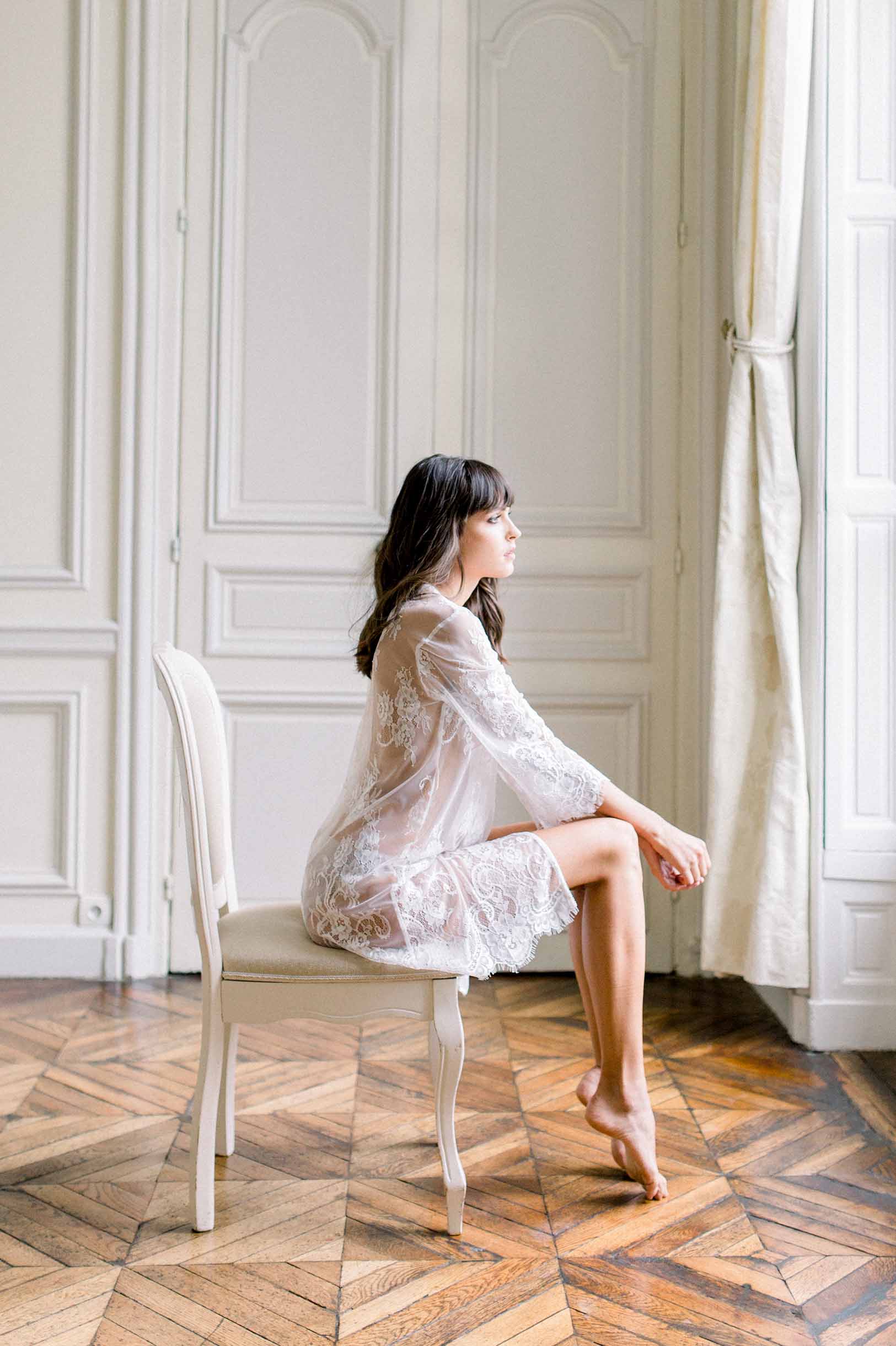 Ivory Lace Bridal Robe for Women - Elegant Boudoir Wedding Nightgown & Honeymoon Lingerie - Perfect for Bridal Shower, Photoshoot, and Romantic Occasions