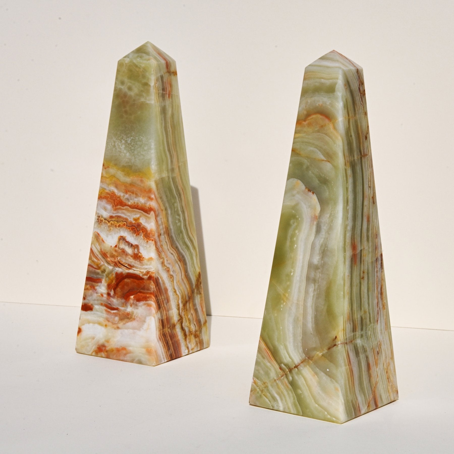 Natural Green Onyx Crystal Obelisk Tower - Feng Shui Healing Stone for Home & Office Decor, Meditation & Spiritual Energy