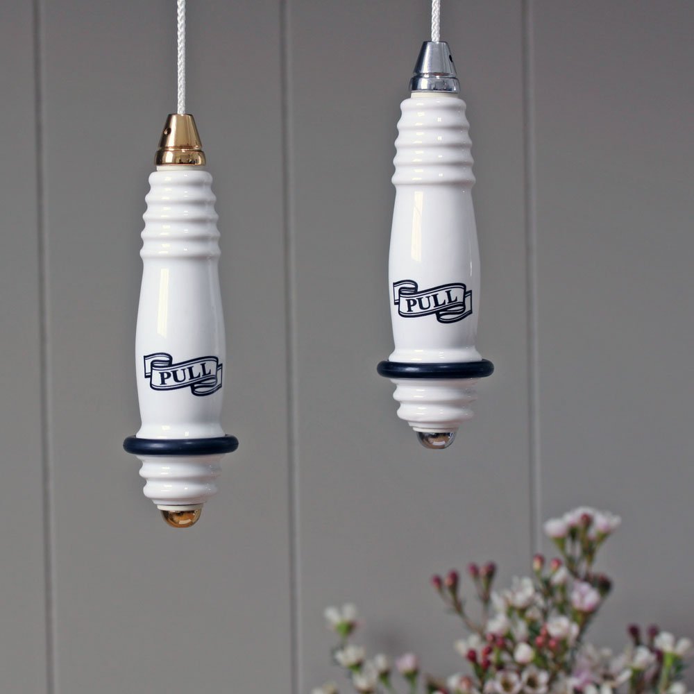Traditional Ceramic Light Pull Cord - Vintage Style Cistern Chain for Bathroom & Toilet - Perfect for Home Decor and Restoration Projects