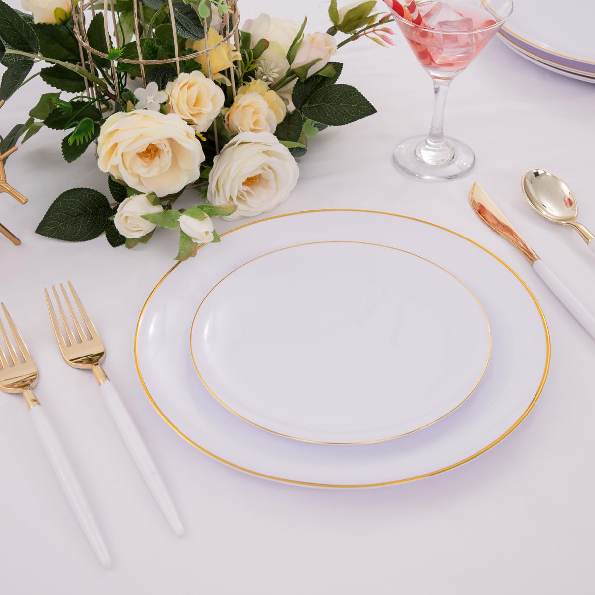100-Piece Gold Plastic Plates - 10.25 Inch Elegant Disposable Dinner Plates for Wedding, Party, Christmas - Heavyweight White & Gold Design - Perfect for Banquets, Holiday Gatherings & Special Events