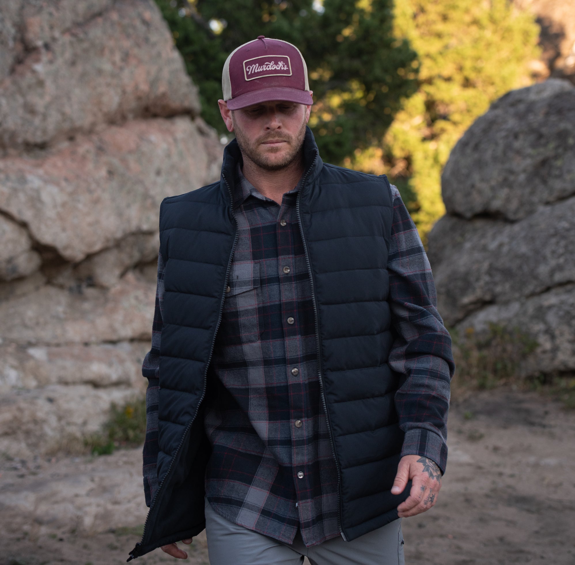 Men's Classic Fit Rider Vest - Stylish & Comfortable for Motorcycle Riding, Outdoor Adventures & Casual Wear
