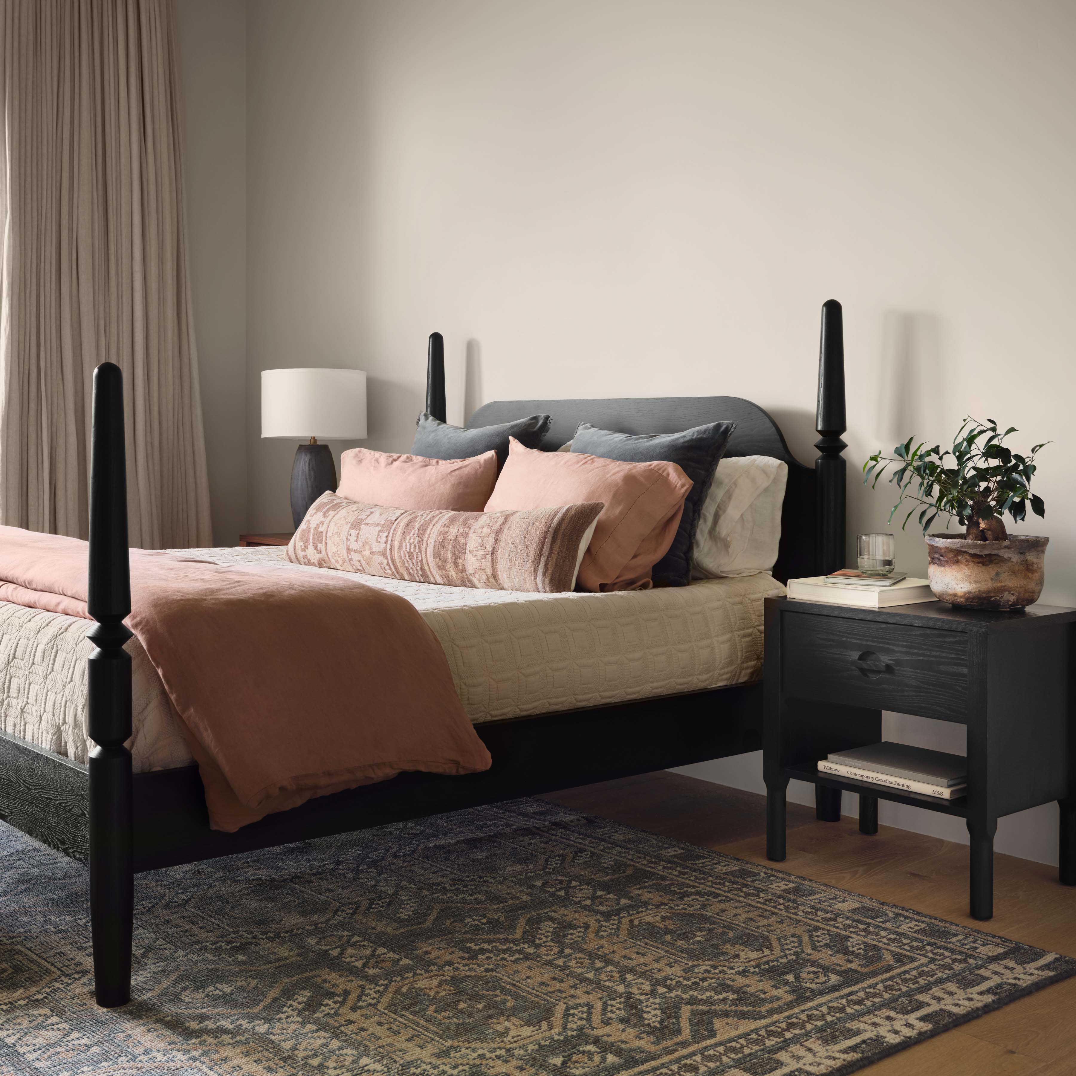 Stylish Avon Nightstand with Drawer - Modern Bedside Table for Bedroom, Living Room, or Office - Perfect for Storage and Decor