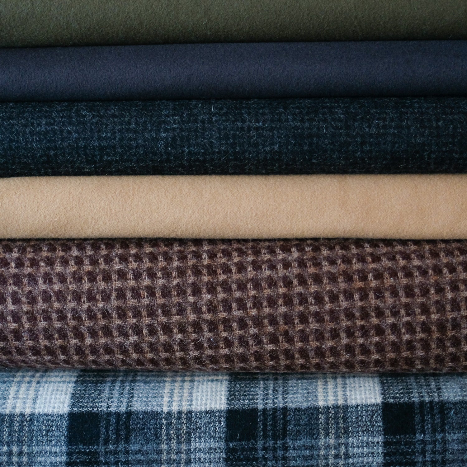 Premium 100% Wool Fabric for Sewing & Crafting - Soft, Durable & Warm Material for Coats, Blankets & Winter Clothing DIY Projects