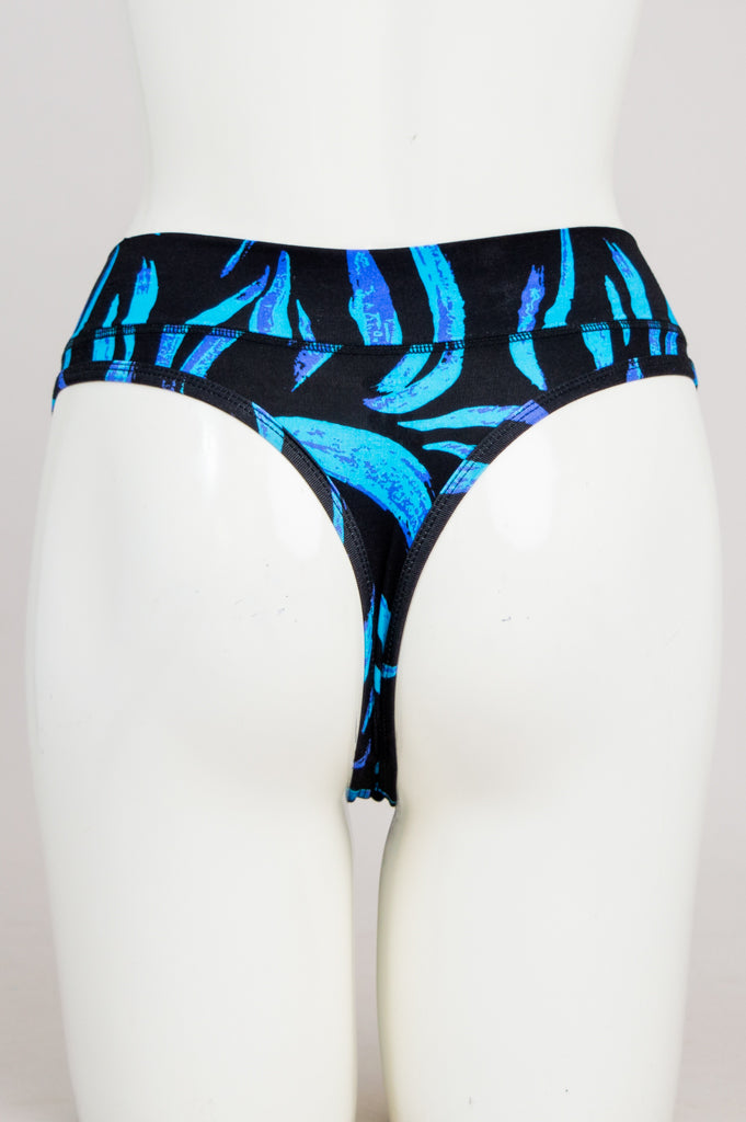Sexy Lace Thong Underwear for Women - Comfortable & Breathable Bamboo Fabric - Perfect for Daily Wear, Date Night & Special Occasions