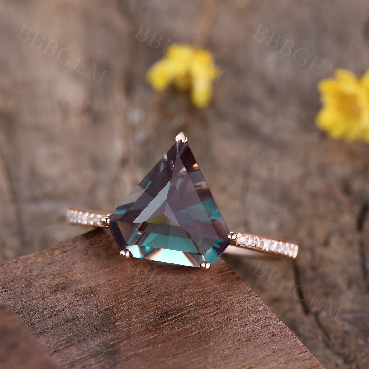 10mm Shield Cut Alexandrite Engagement Ring - Half Eternity Diamond Wedding Band for Women - Perfect for Proposals, Anniversaries & Bridal Jewelry