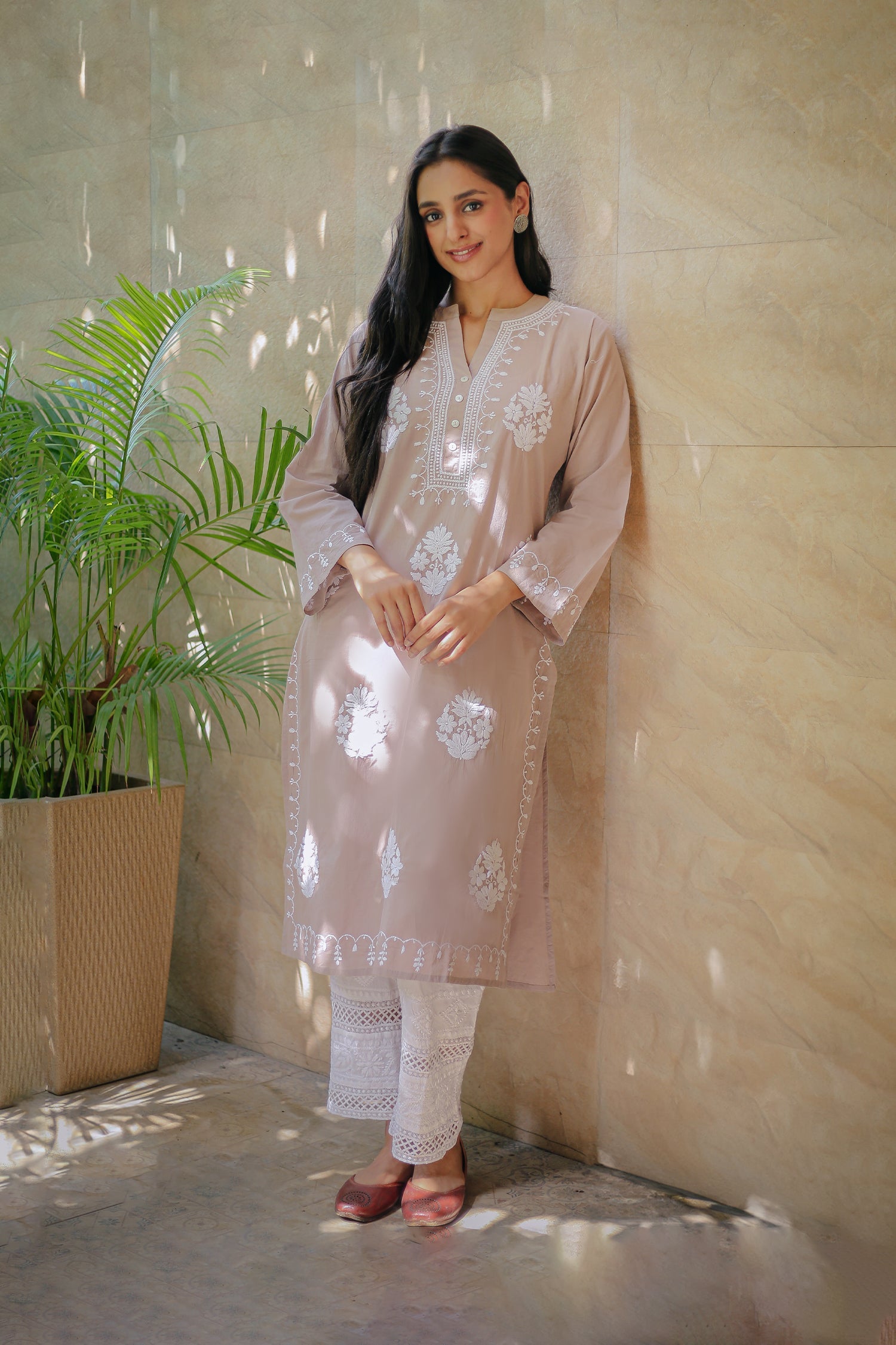 Elegant Saba Chikankari Long Cotton Kurta in Lilac - Perfect for Festivals, Weddings & Ethnic Fashion