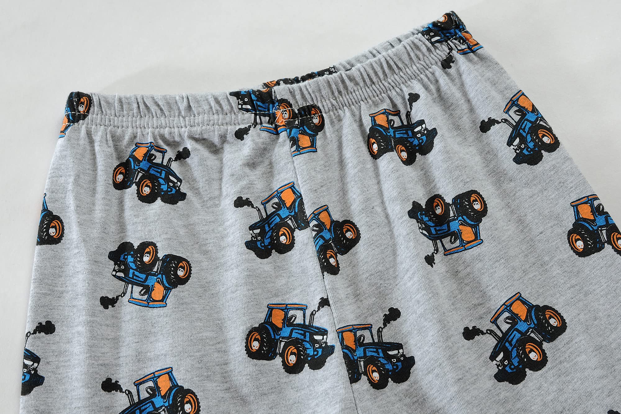 Boys' 2-Piece Cotton Pajama Set with Monster Truck & Dinosaur Print - Soft Sleepwear for Toddlers Ages 2-7 Years - Perfect for Bedtime & Lounging