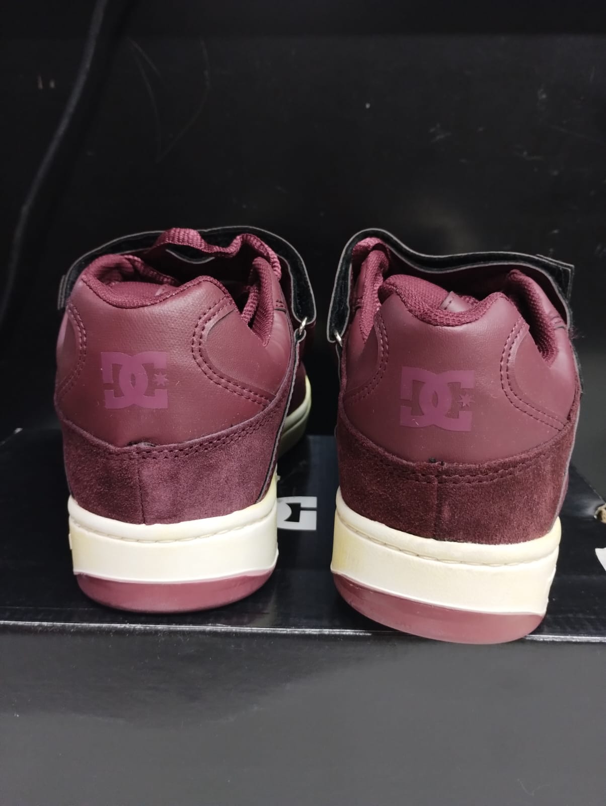 DC Manteca V SS Skate Shoes for Men - Outlet Sale - Perfect for Street Skating & Casual Wear