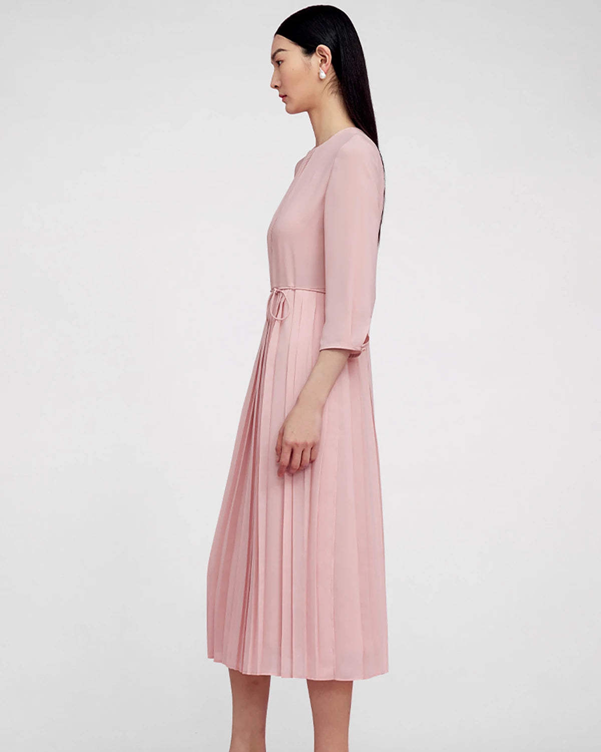 Elegant Pleated 3/4 Sleeve Silk Dress for Women - Perfect for Cocktail Parties, Weddings & Special Occasions
