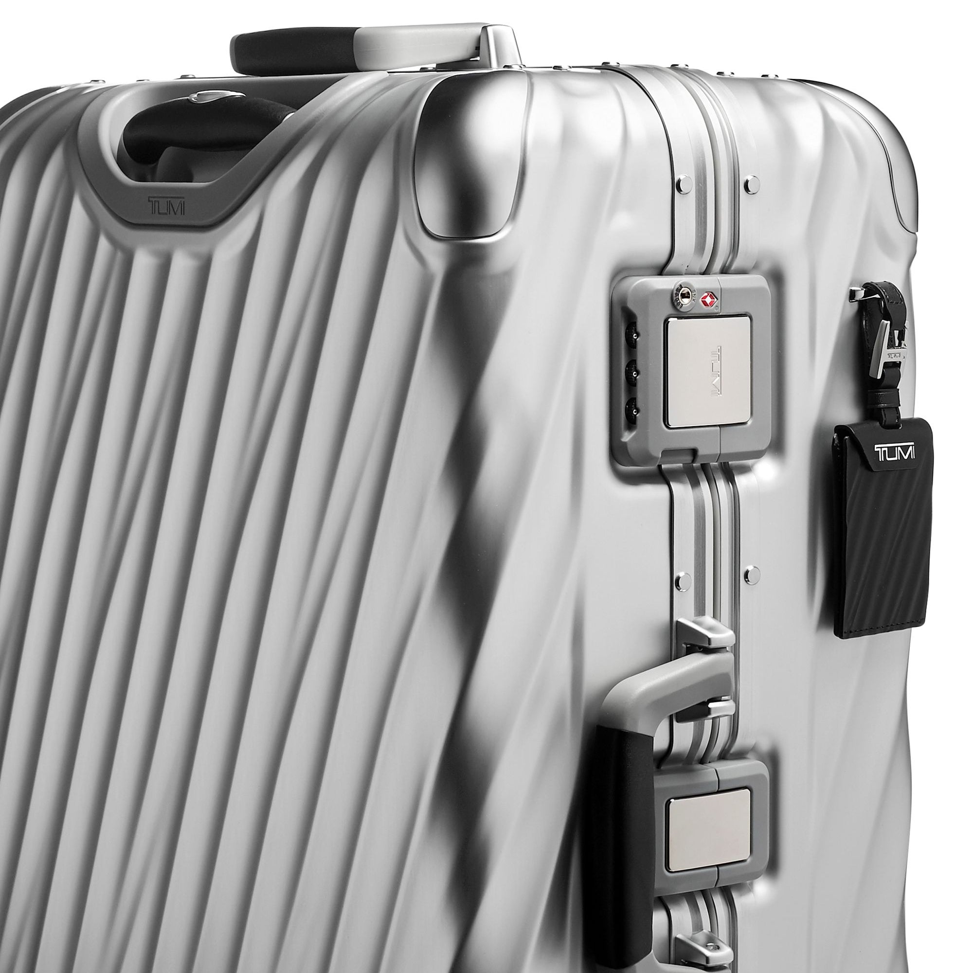 19 Degree Aluminum Carry-On Luggage - Lightweight & Durable Silver Suitcase for Business Travel, Weekend Getaways & Airplane Cabin Use