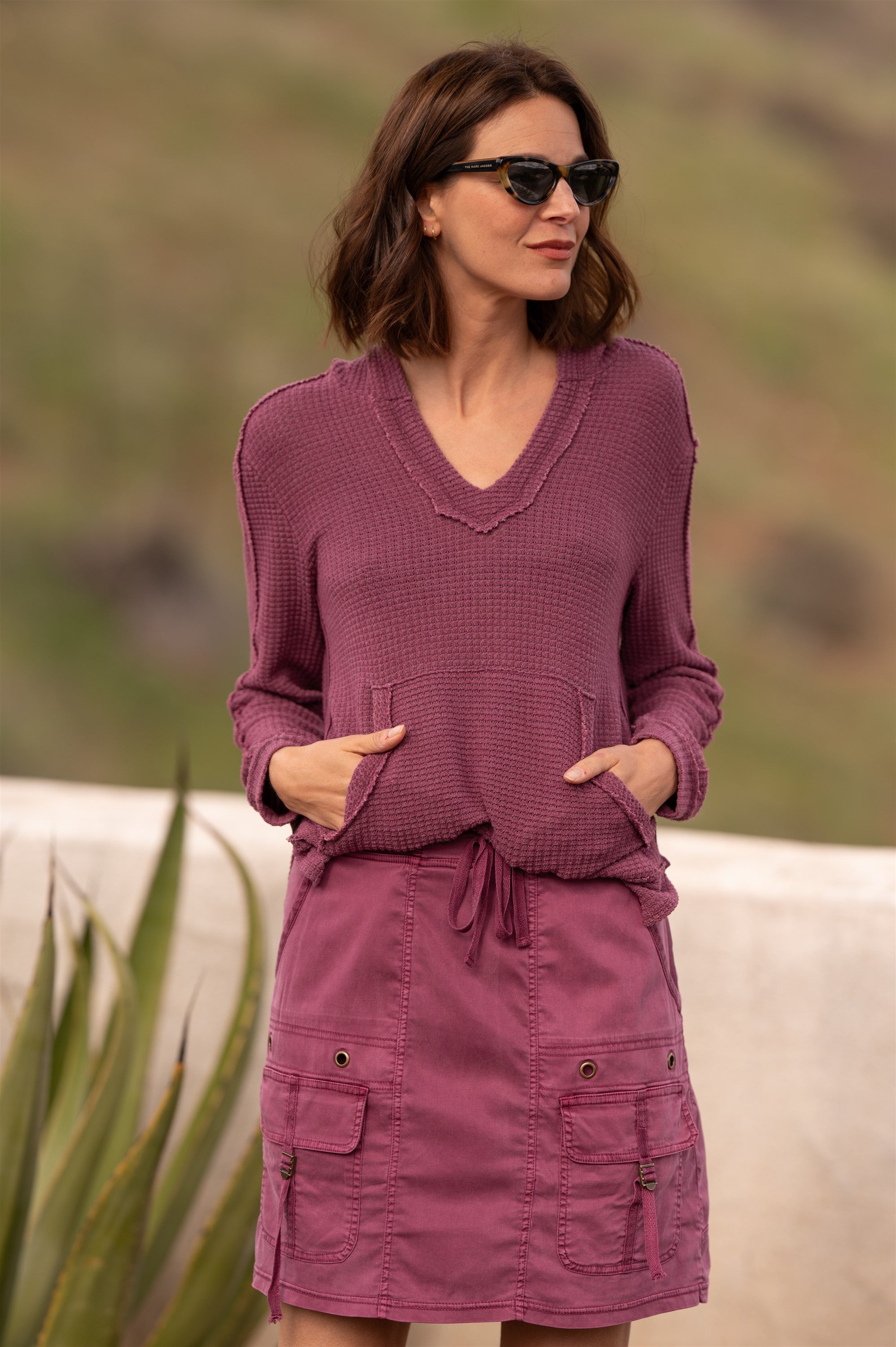 Zuriel Hoodie Cabaret Pigment - Stylish & Comfortable Women's Pullover Sweatshirt | Perfect for Casual Wear, Street Fashion & Fall Outfits